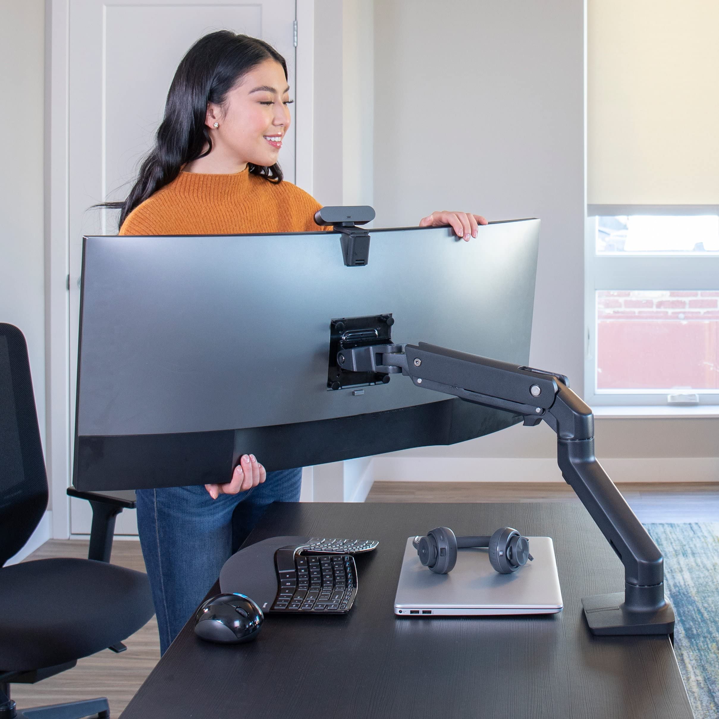 Ergotron � HX Premium Heavy Duty Monitor Arm, Single Monitor VESA Desk Mount � for Flat or Slight Curved Ultrawide Monitors Up to 49 inches, 20 to 42 lbs � Standard Pivot, Matte Black