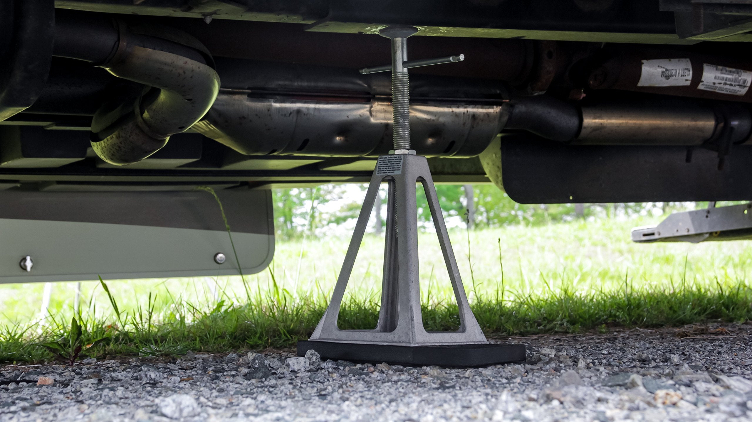 Camco Stabilizer Jack Flex Pads - Helps Prevent Jacks And Stabilizer From Sinking Into The Ground -Can Be Used On Uneven Surface,WBHDWB071X7JS6X