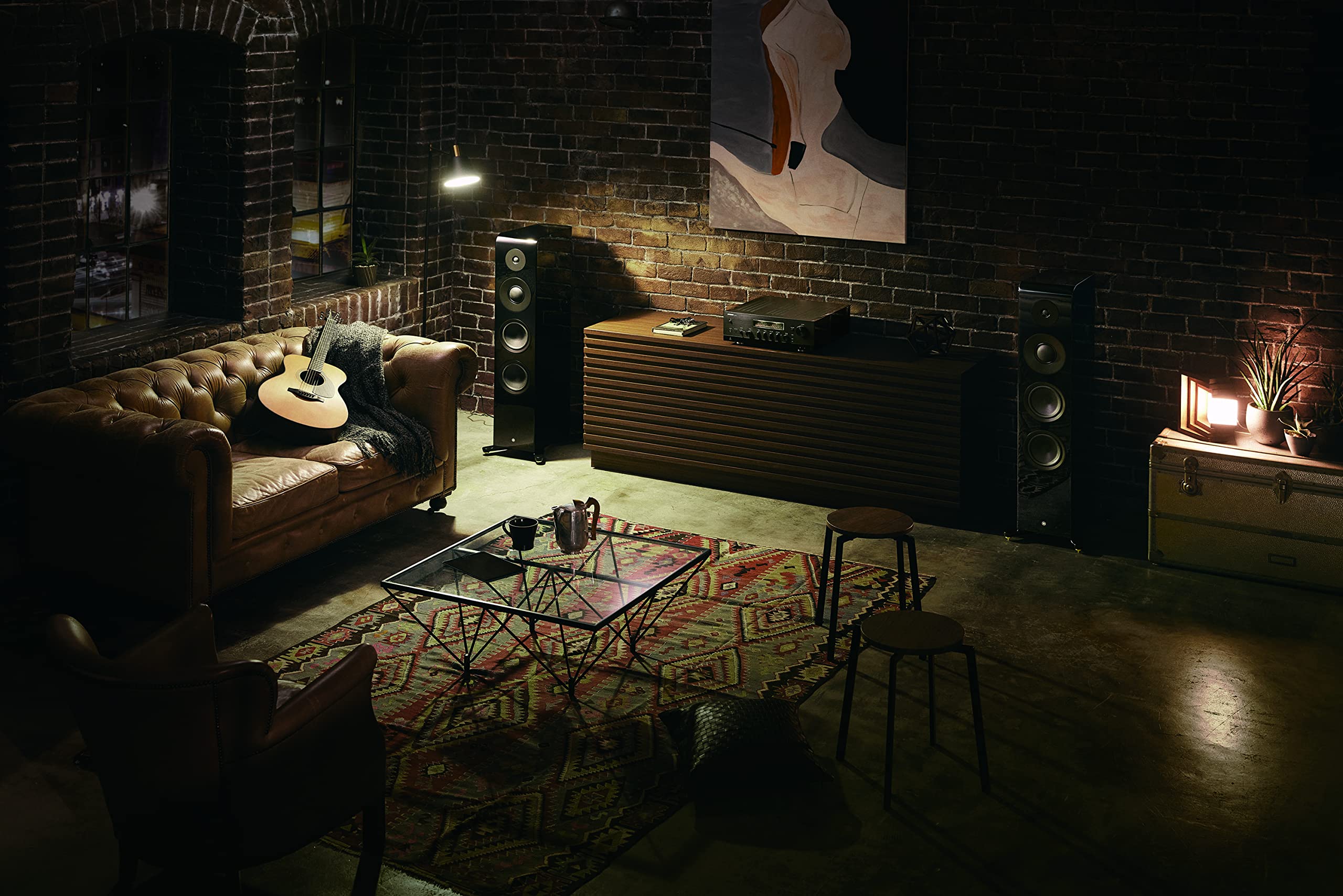 Yamaha Audio Yamaha R-N2000A Hi-Fi Network Receiver With Streaming, Phono And Dac - Silver