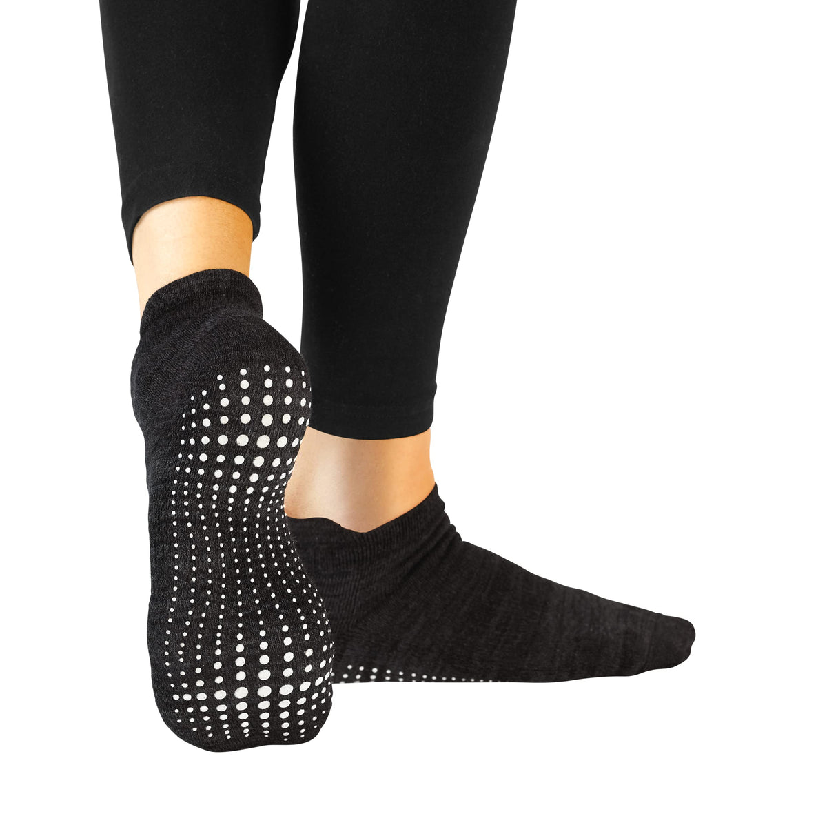 La Active Grip Socks - 1 Pair - Yoga Pilates Barre Ballet Non Slip Covered (Stellar Black, Small)