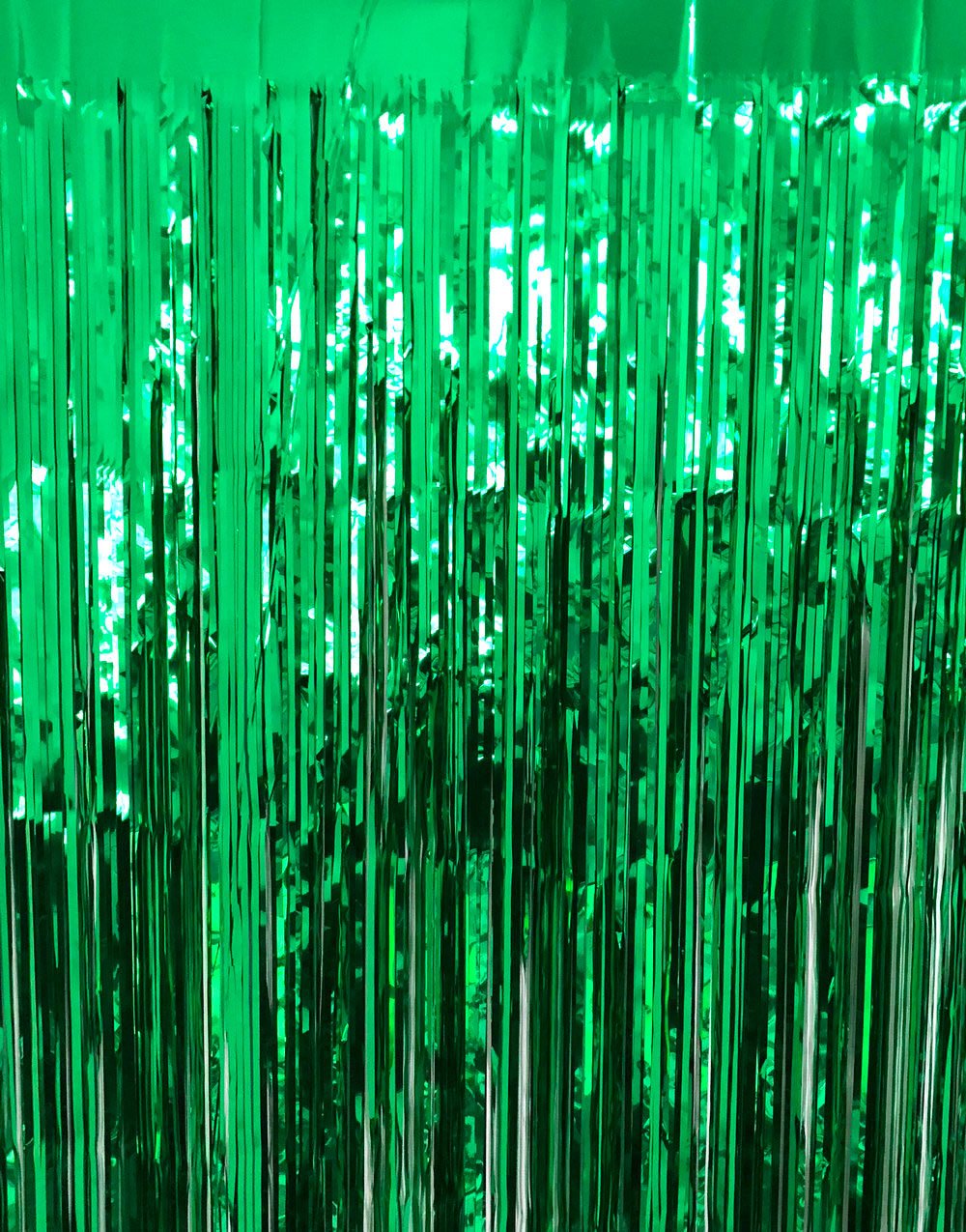 Goer 3.2 Ft X 9.8 Ft Metallic Tinsel Foil Fringe Curtains Party Photo Backdrop Party Streamers For St. Patrick'S Day,Graduation,