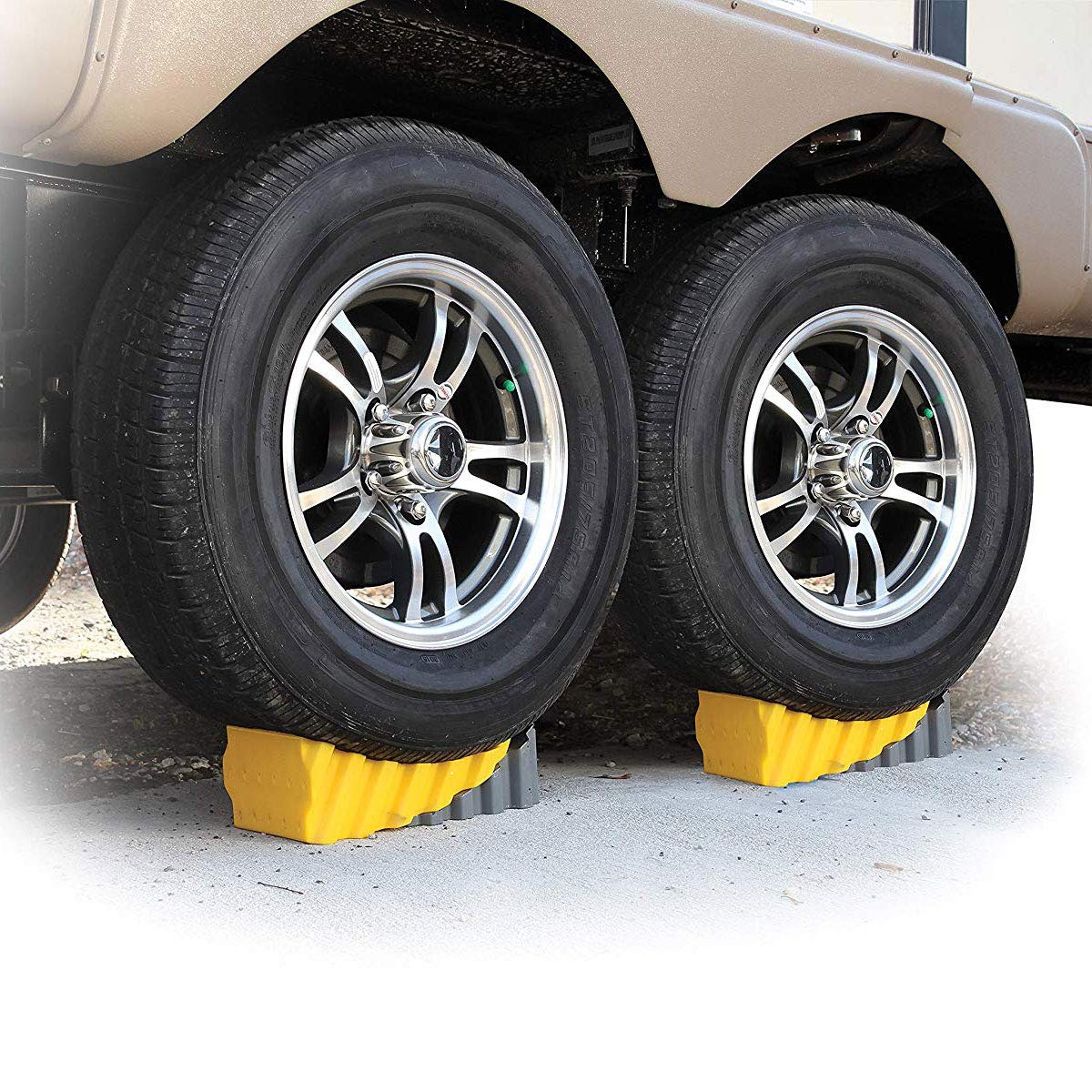 Camco Rv Curved Leveler With Chock - 2 Pack - Easy Drive-On Leveler Adds Up To 4'' In Height (44425),WBAUVB0751TG8MH
