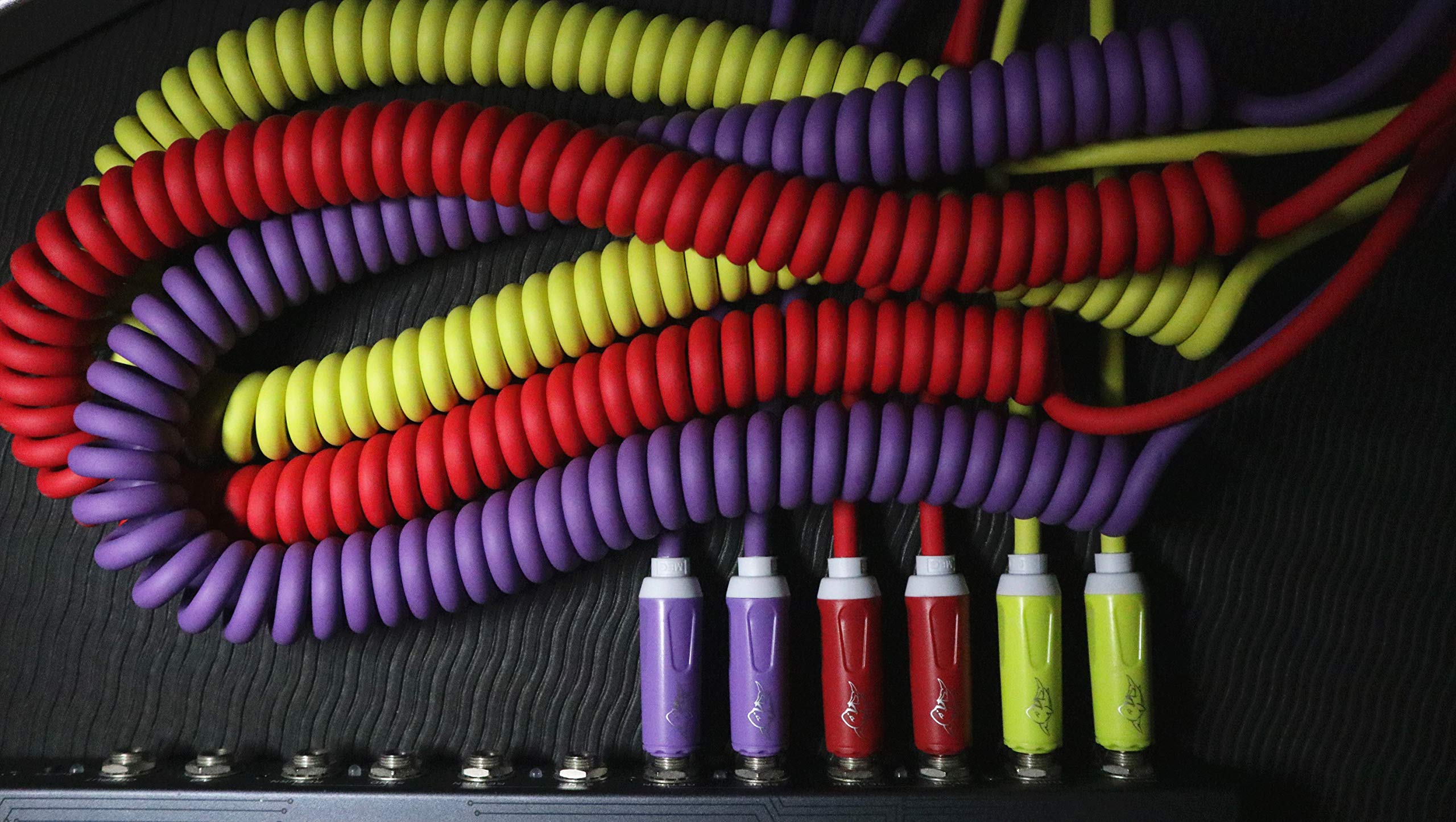 Aestivate Coiled Guitar Cable Electric Instrument Cable 10 Ft Curly Instrument Cable Coil Guitar Cable Stretchable Straight To Straight Dual Straight Plugs (Yellow)