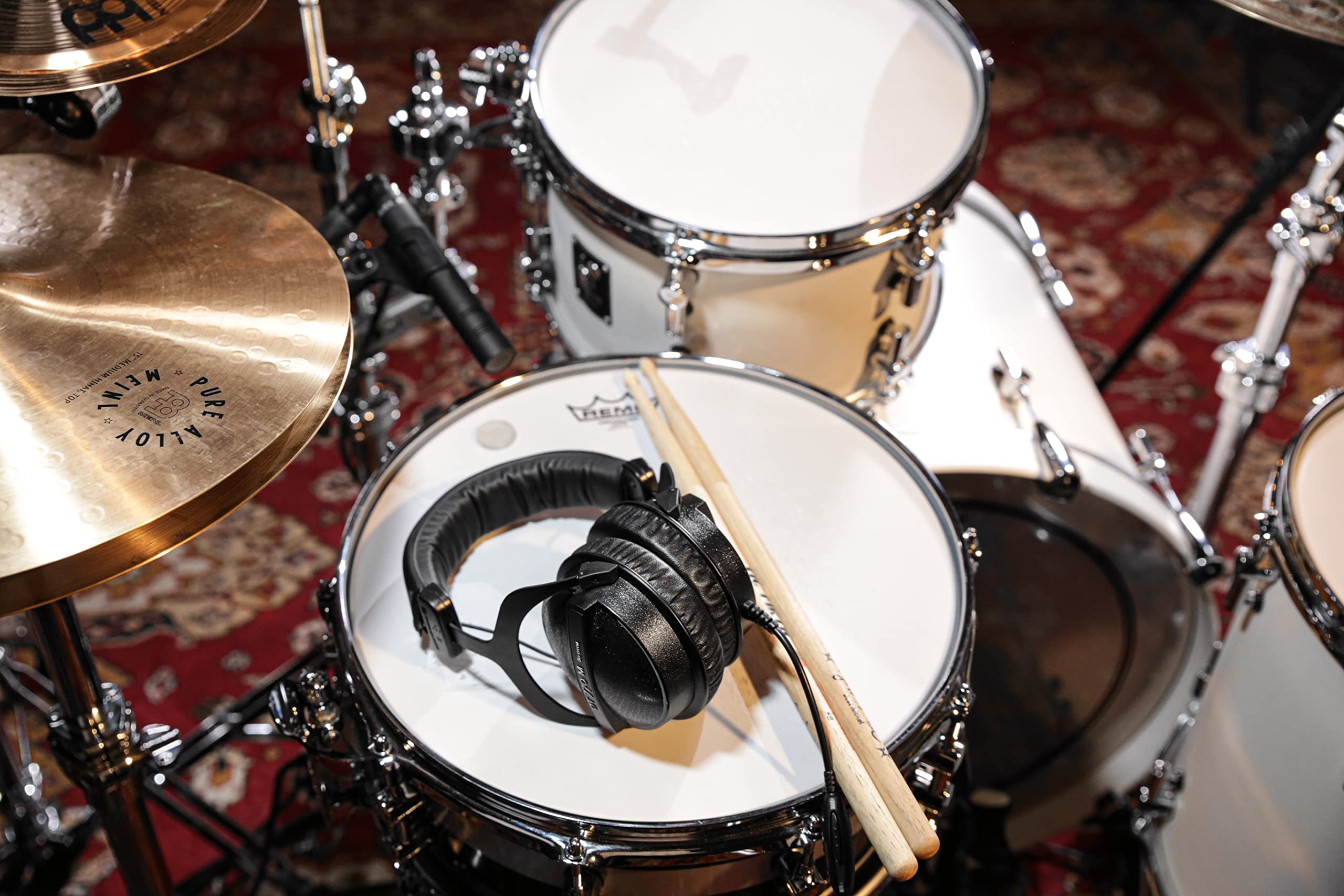 Beyerdynamic Dt 770 M 80 Ohm Over Ear Monitor Headphones In Black, Closed Design, Wired, Volume Control For Drummers And Sound E