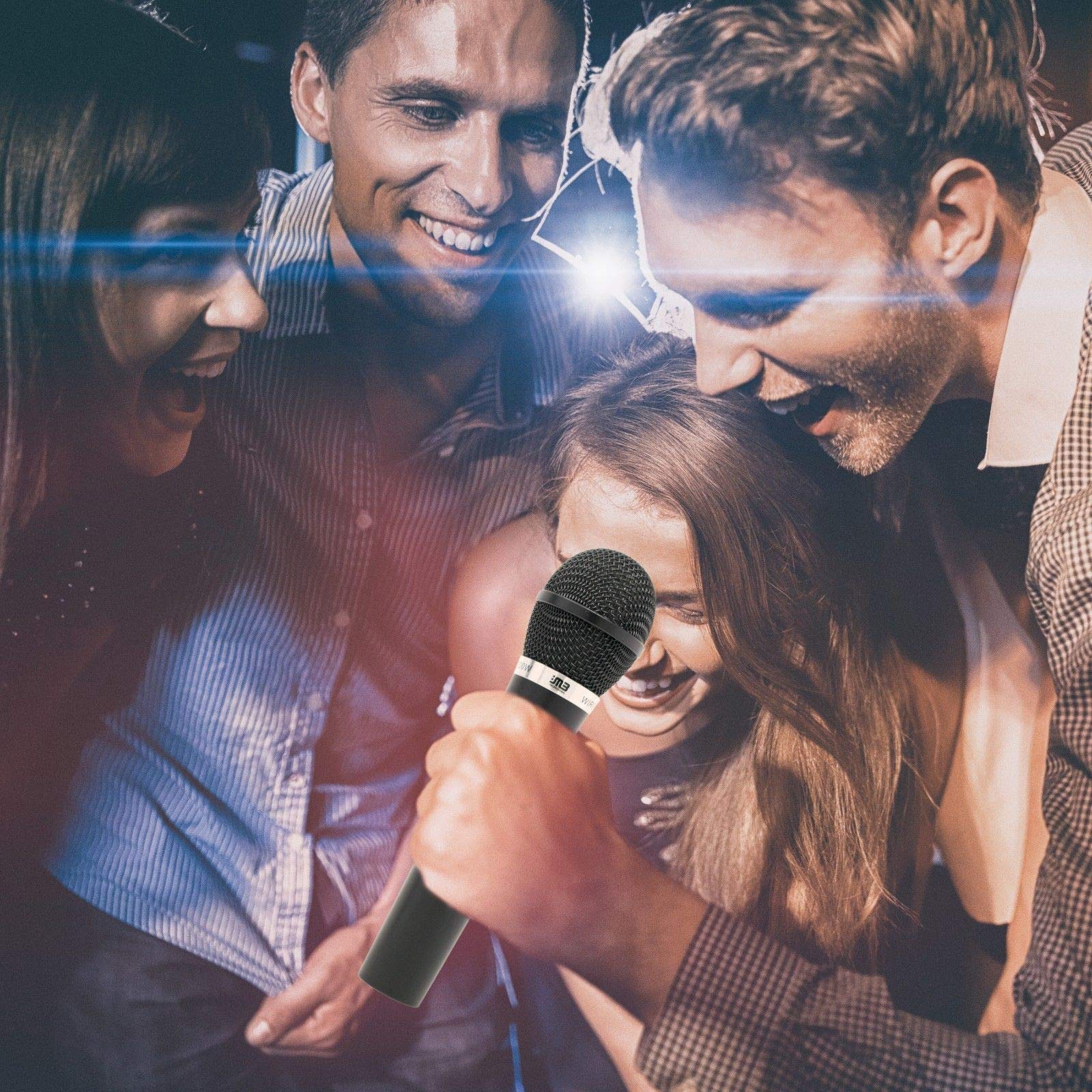 Emb Em 200W Professional Wireless Microphone System Dual Handheld (2 Microphones) 1 Cordless Fm Receiver Including 1X 1/4'' Jack