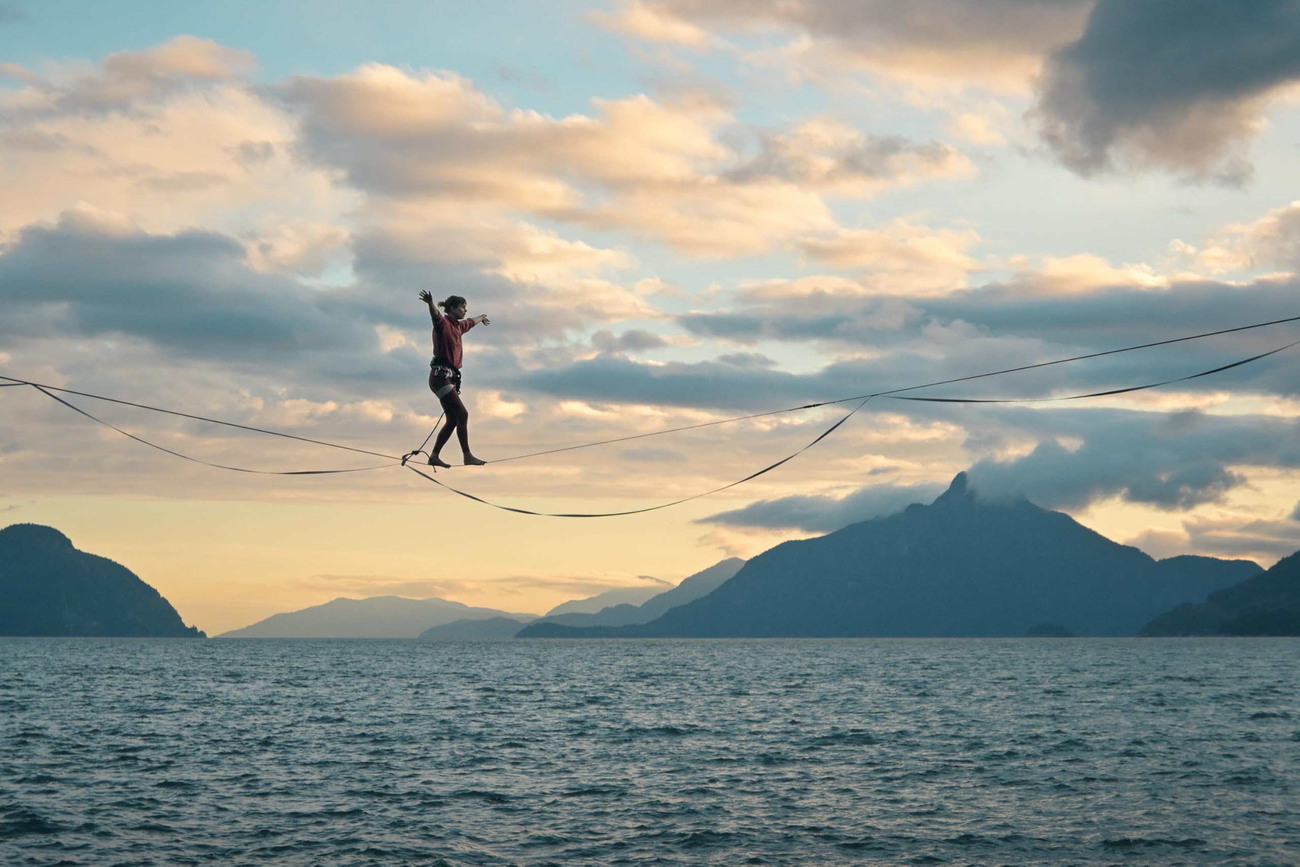 Nikon Z50 Ii With Wide-Angle Zoom Lens | Compact Mirrorless Stills/Video Camera With Easy Color Presets And Wireless Photo Shari