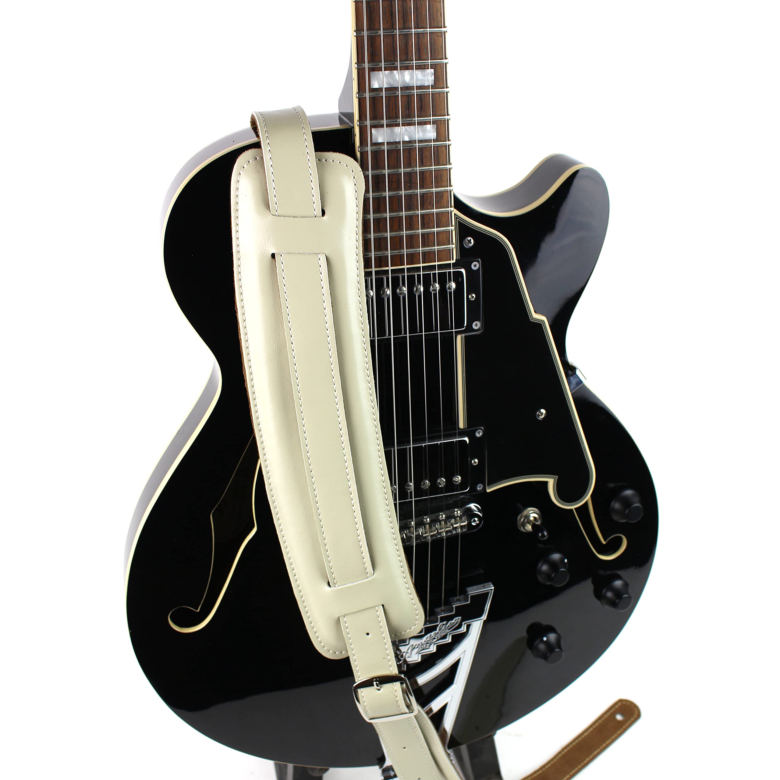 Walker And Williams C 19 Wht Aged White Premium Soft Grain Leather Vintage Slash Guitar Strap With Deluxe Suede Backed Pad Extra