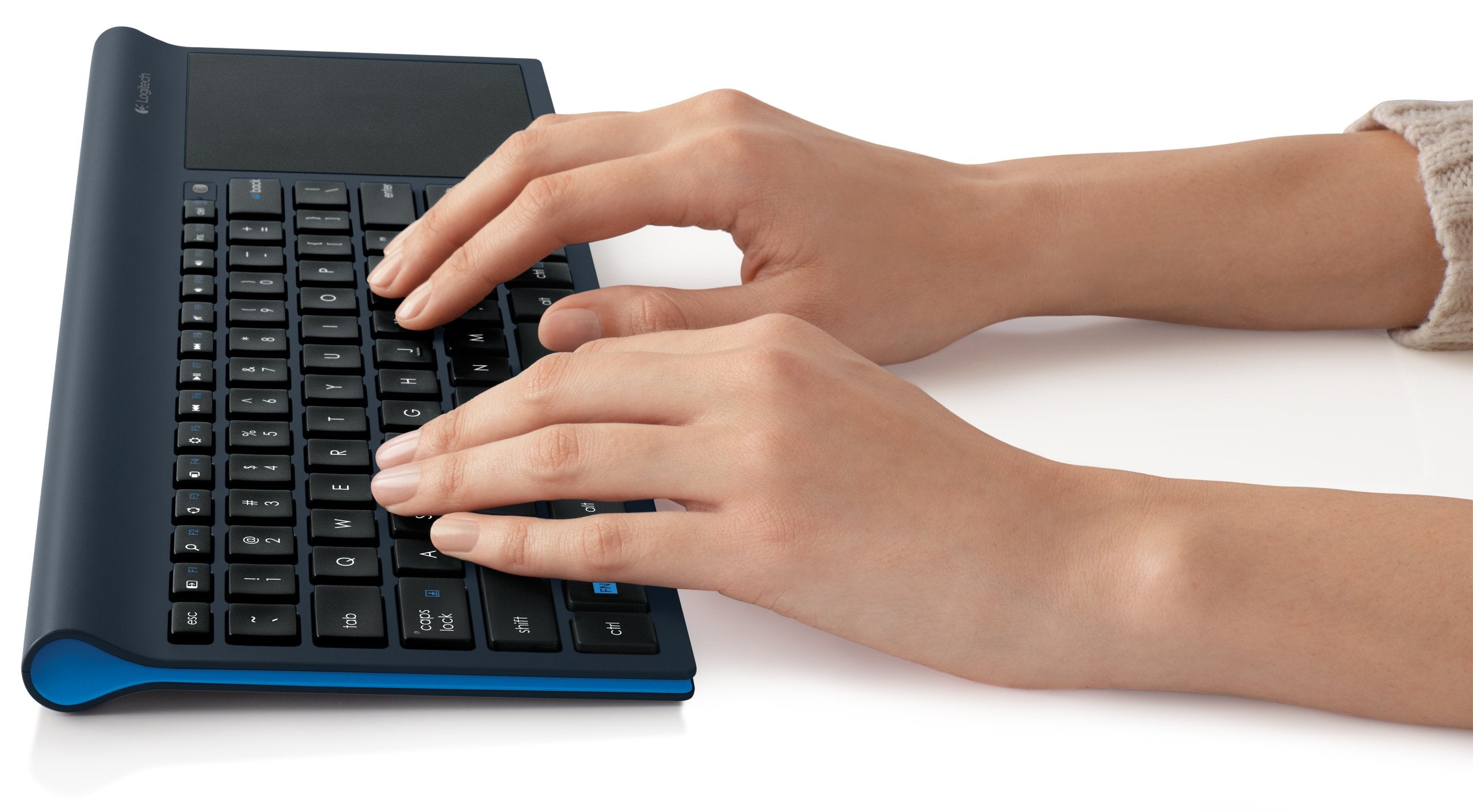 Logitech Wireless All In One Keyboard Tk820 With Built In Touchpad
