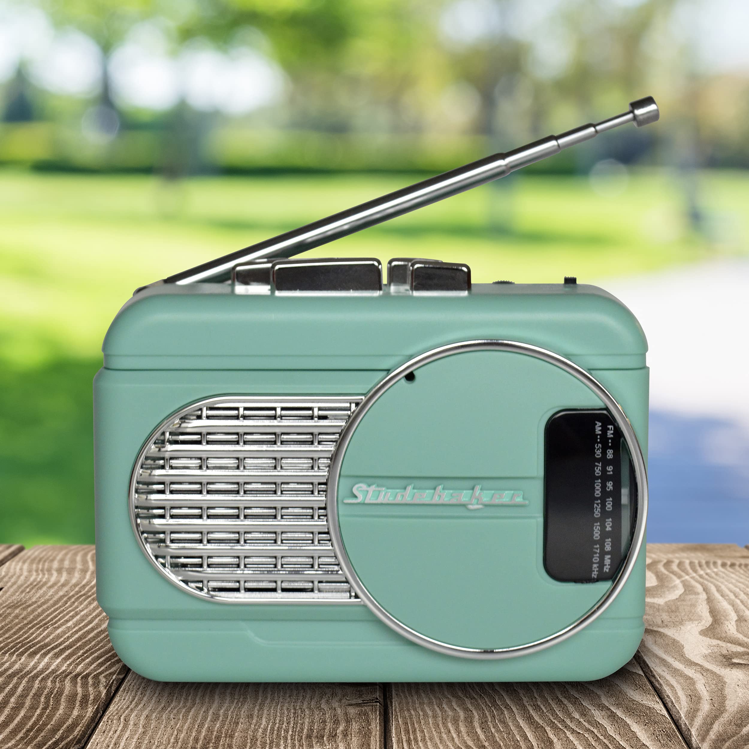 Studebaker Walkabout Ii Walkman Personal Stereo Cassette Player With Am/Fm Radio And Built In Speaker (Teal/Silver)