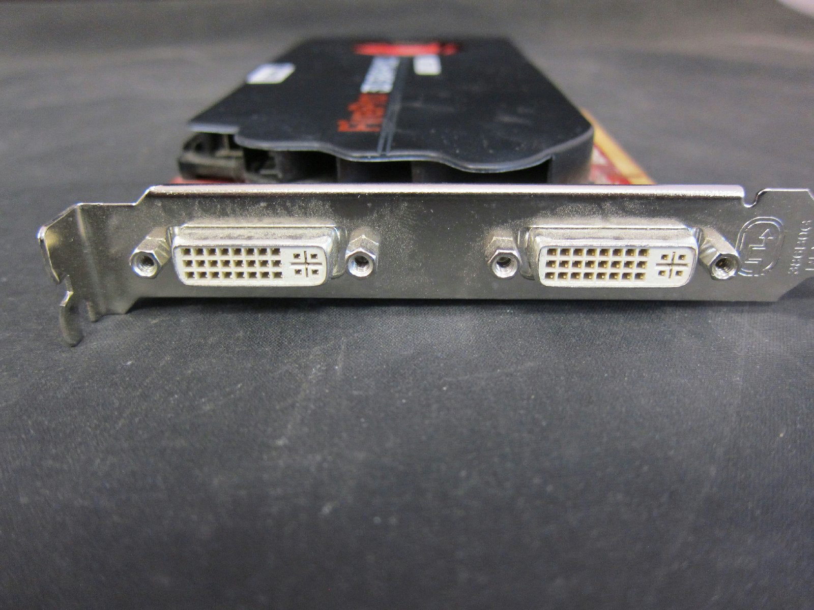 Barco Mxrt 5450 1Gb Gddr5 Pcie 2.0 X16 Medical Imaging Video Card 102C1270202