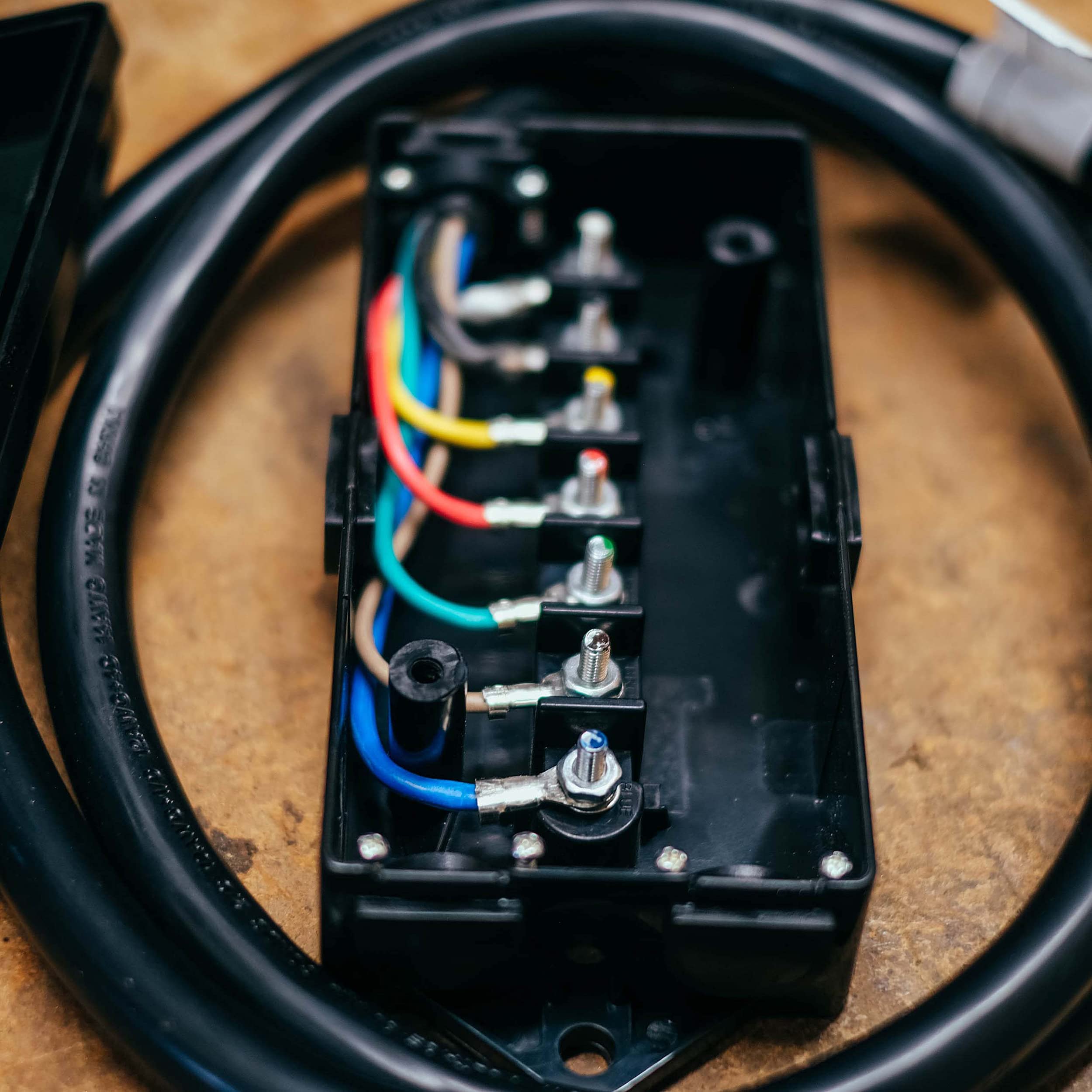 Abn 7 Pin Trailer Wiring Harness Plug Inline Trailer Cord   Roj Plug Trailer Cord With 7 Gang Junction Box And 4Ft Cord