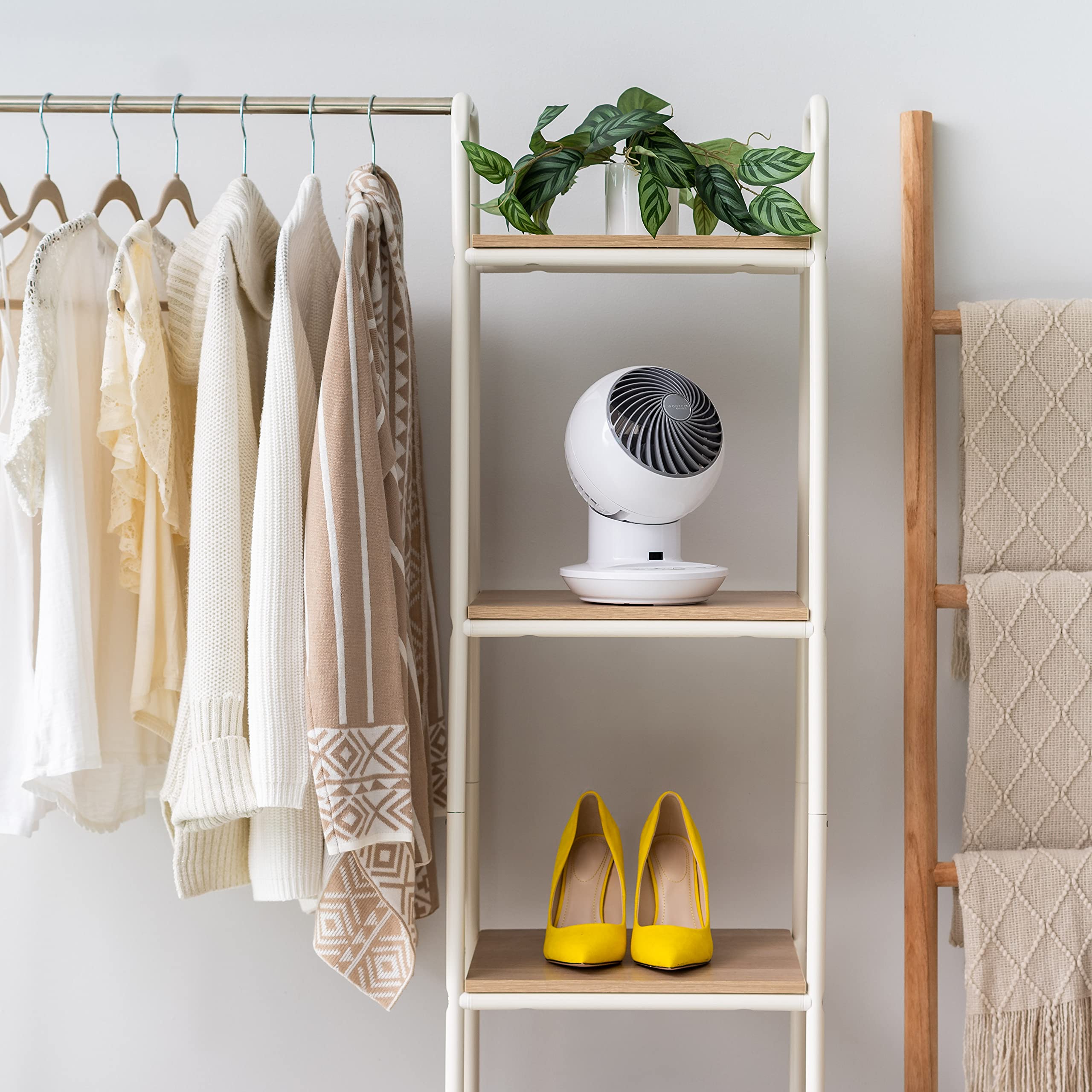 Iris Usa Woozoo Oscillating Fan, Vortex Fan, Remote Equipped 4 In 1 Fan W/ Timer/ Multi Oscillation/ Air Circulator/ 3 Speed Set