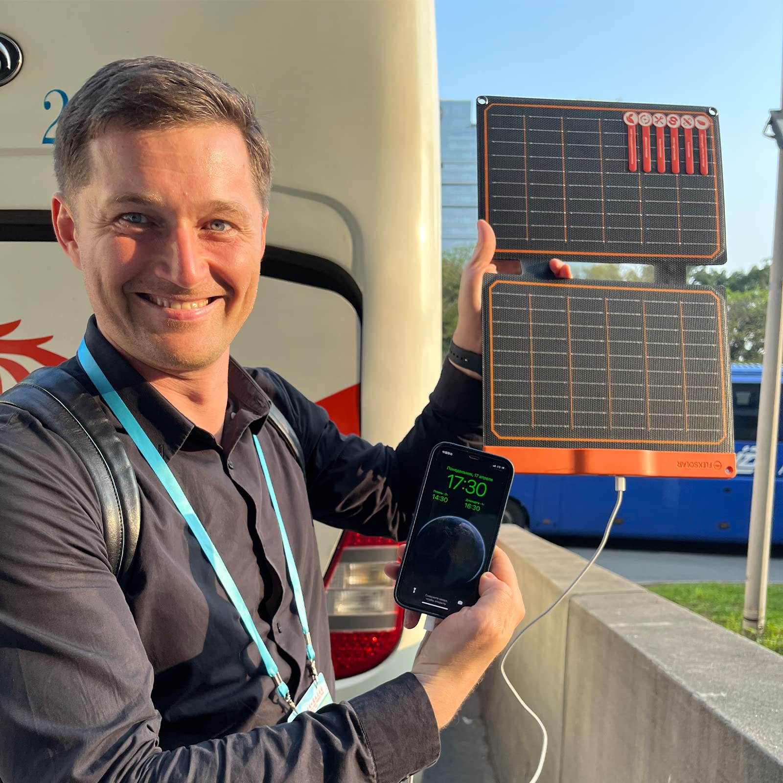 20W Small Solar Panel Charger 5V Usb-A Usb-C Foldable Portable Lightweight Etfe Power Emergency Panel Ip67 Waterproof Hiking Cam