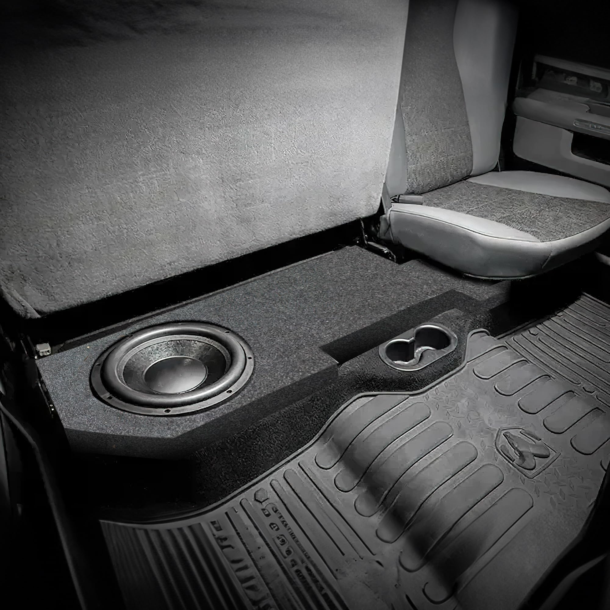 Empty Woofer Box Dodge 4 Door '02   '18; Dual 10'';