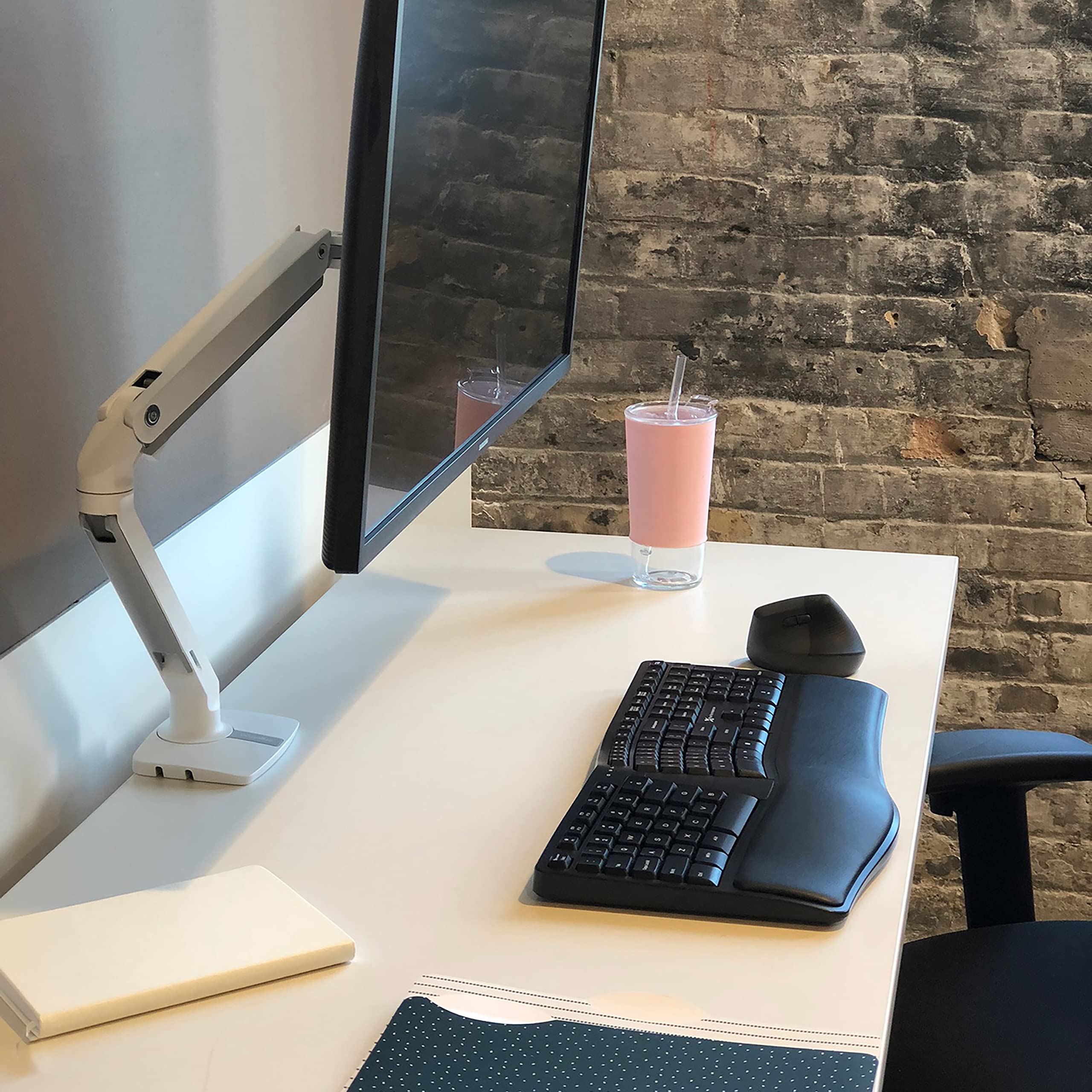 Ergotron � MXV Single Monitor Arm, VESA Desk Mount � for Monitors Up to 34 Inches, 7 to 20 lbs � White