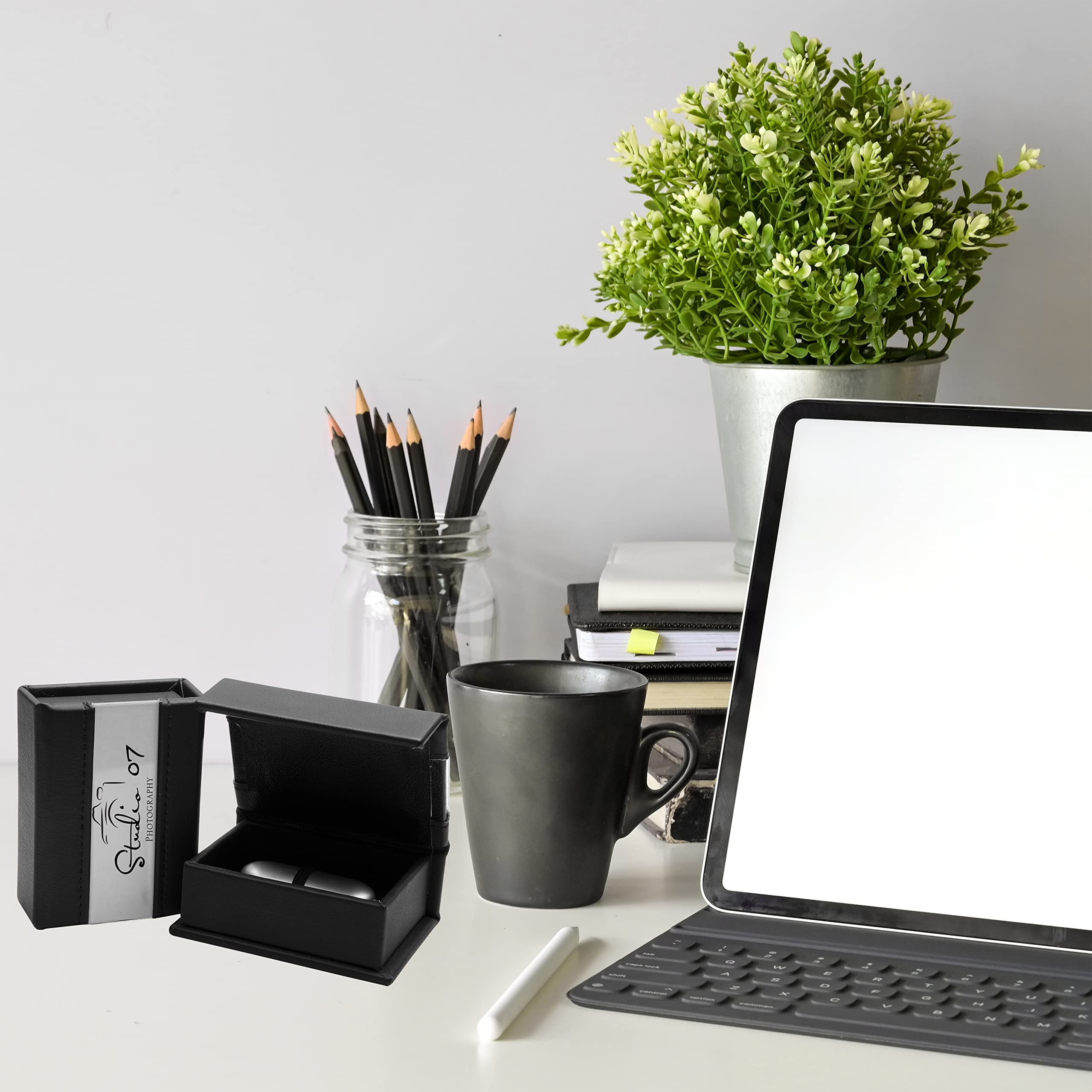 Modern Flash Drive Box With Photo Cover