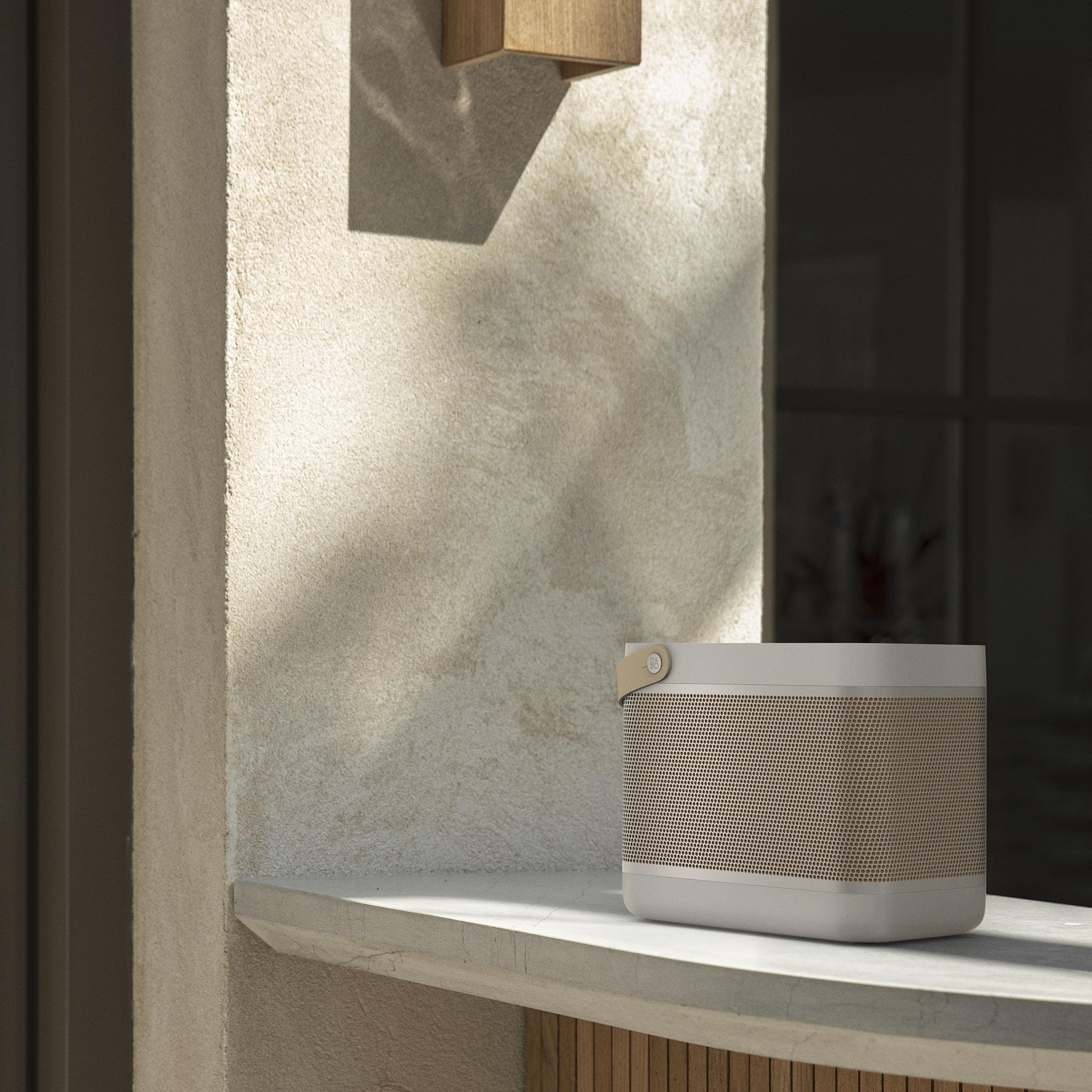 Bang & Olufsen Beolit 20 Powerful Portable Wireless Bluetooth Speaker, Grey Mist