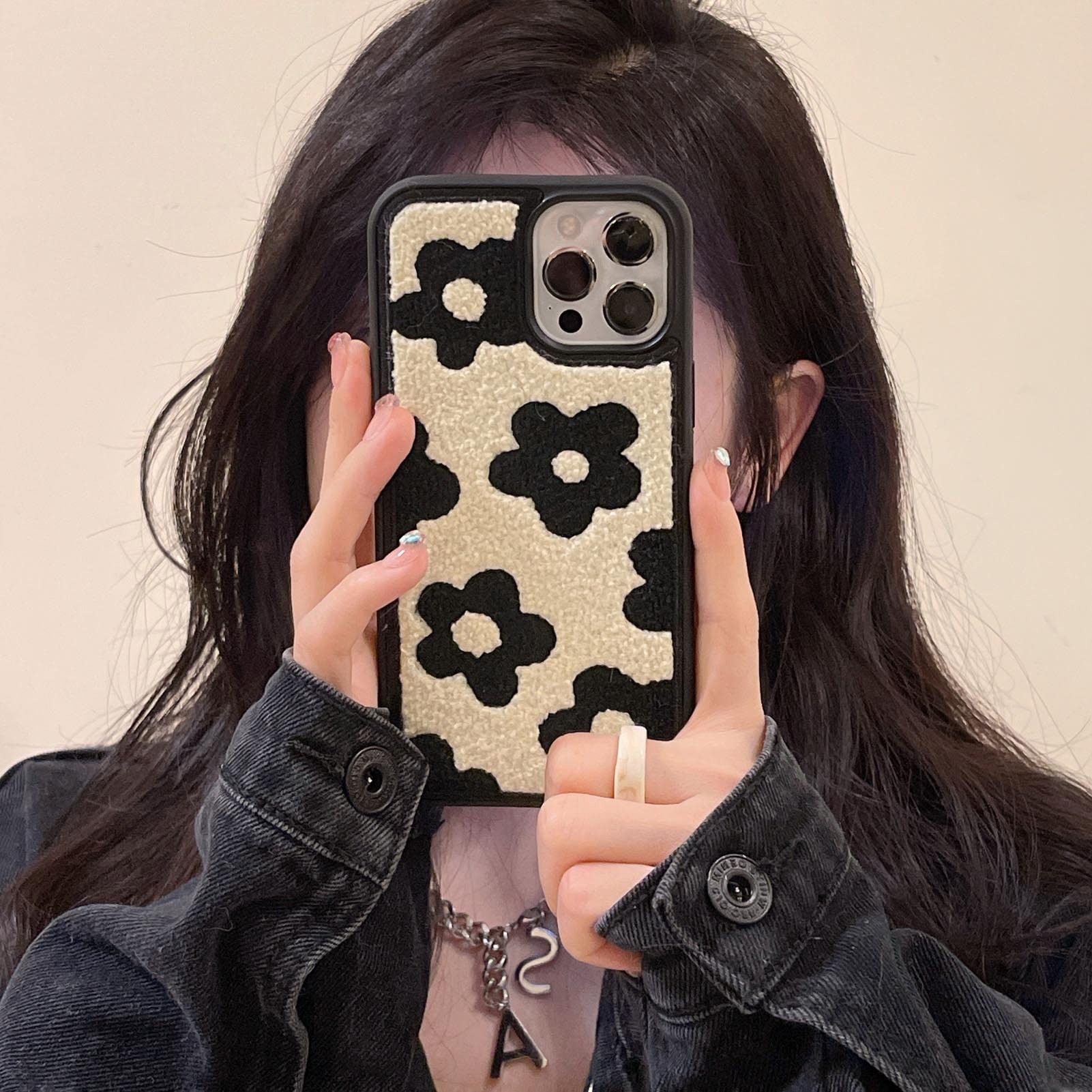 Tewwsdi iPhone 13 Pro Max Retro Warm Fur Fluffy Phone Case TPU Terry Velvet Small Black Flower
