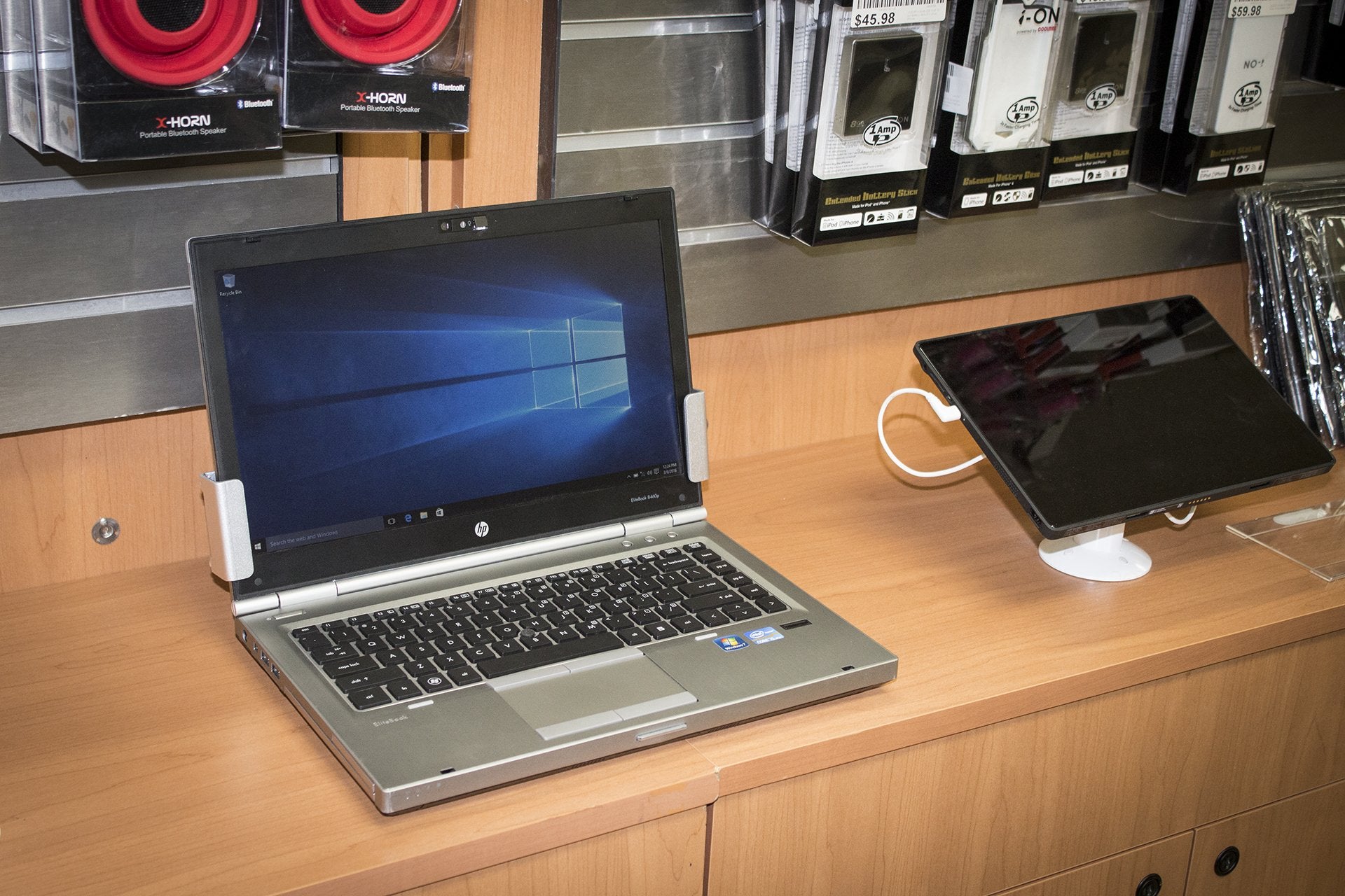 Monmount Laptop Locking Security Mount Lap1405