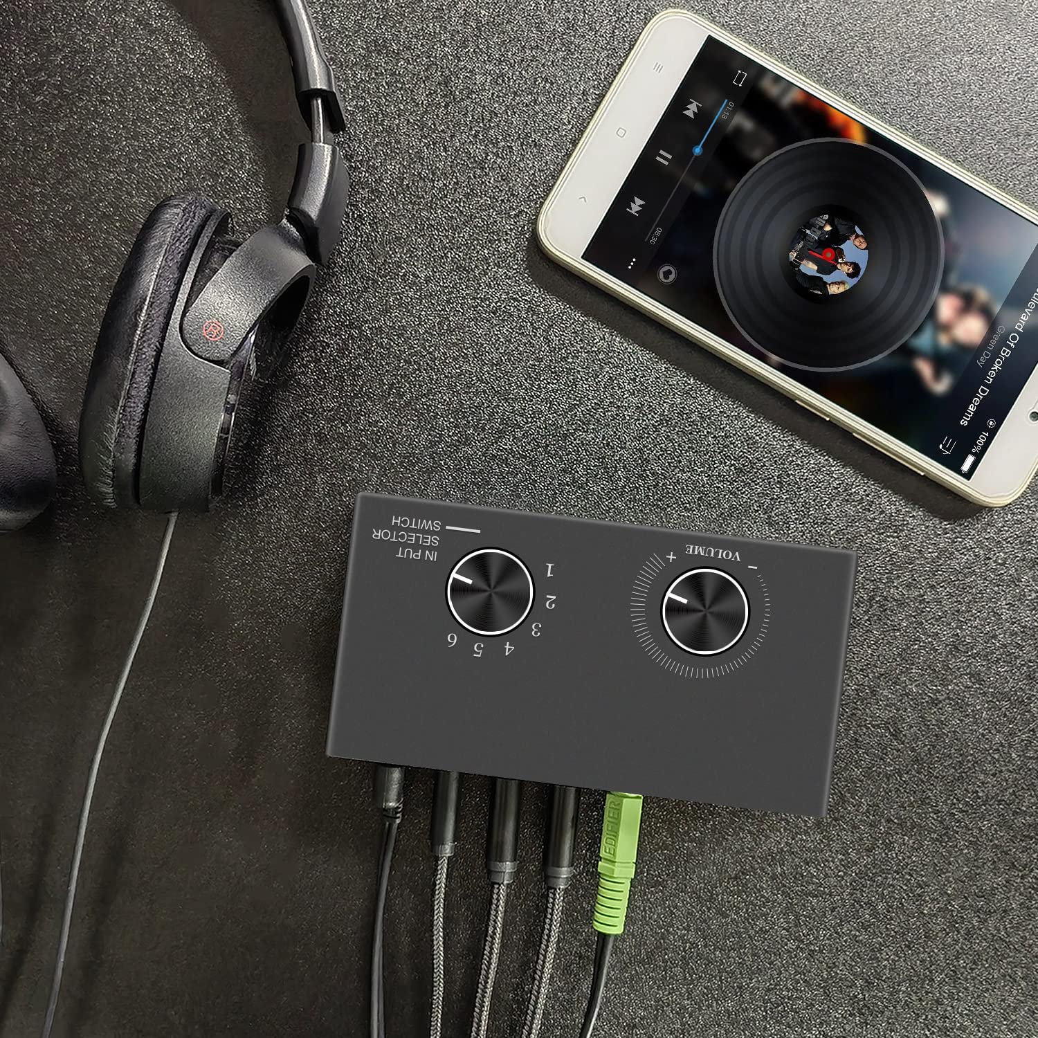 6 Channel 3.5Mm Audio Switcher, 1 Input 6 Output Passive Stereo 1/8� Aux Selector Box For Speaker/Headphones/Laptop/Computer/Smartphone And Ps4/Ps5 Gaming System Ect.