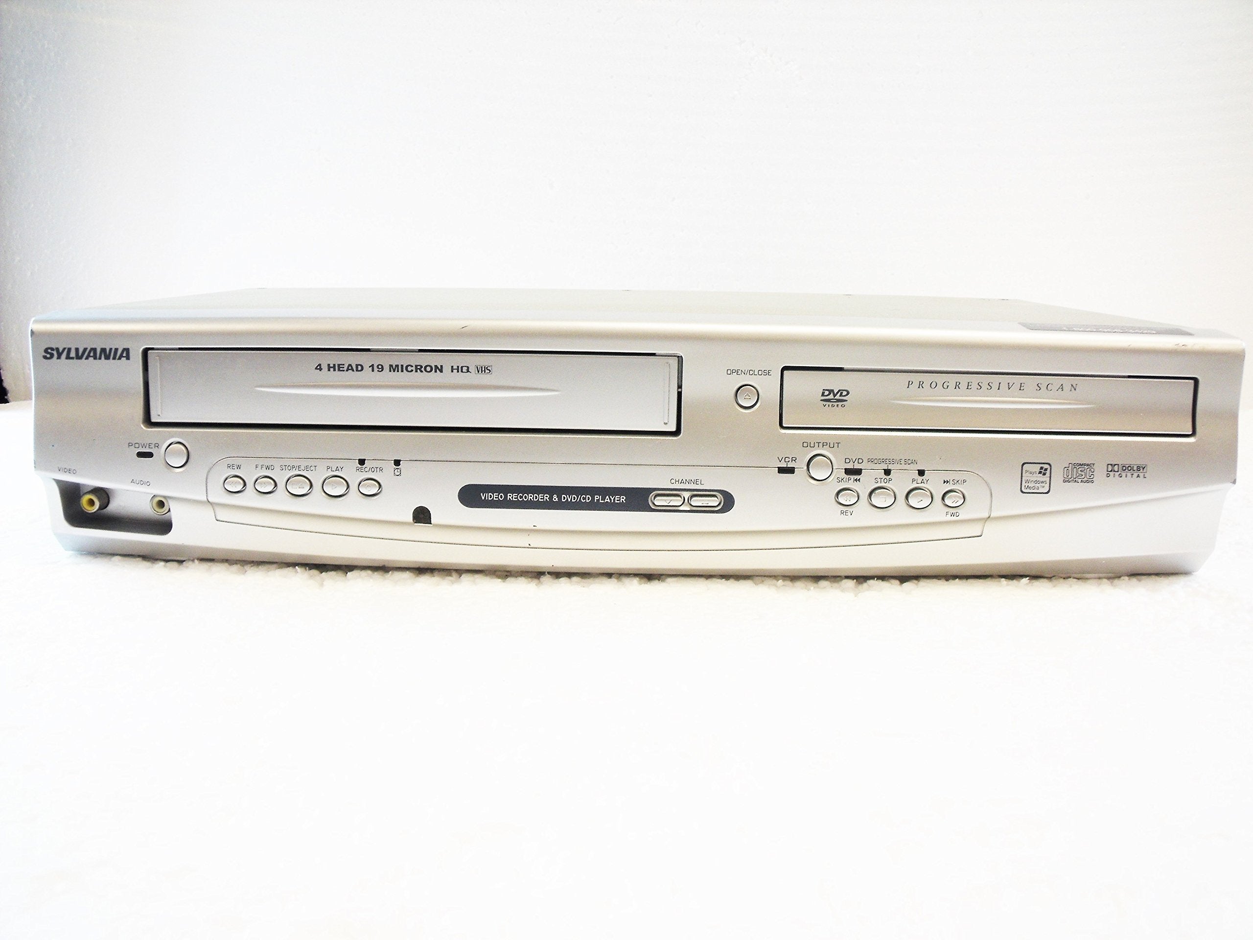 Sylvania Dvc841G Progressive Scan Dvd/Vcr Combo [Electronics]