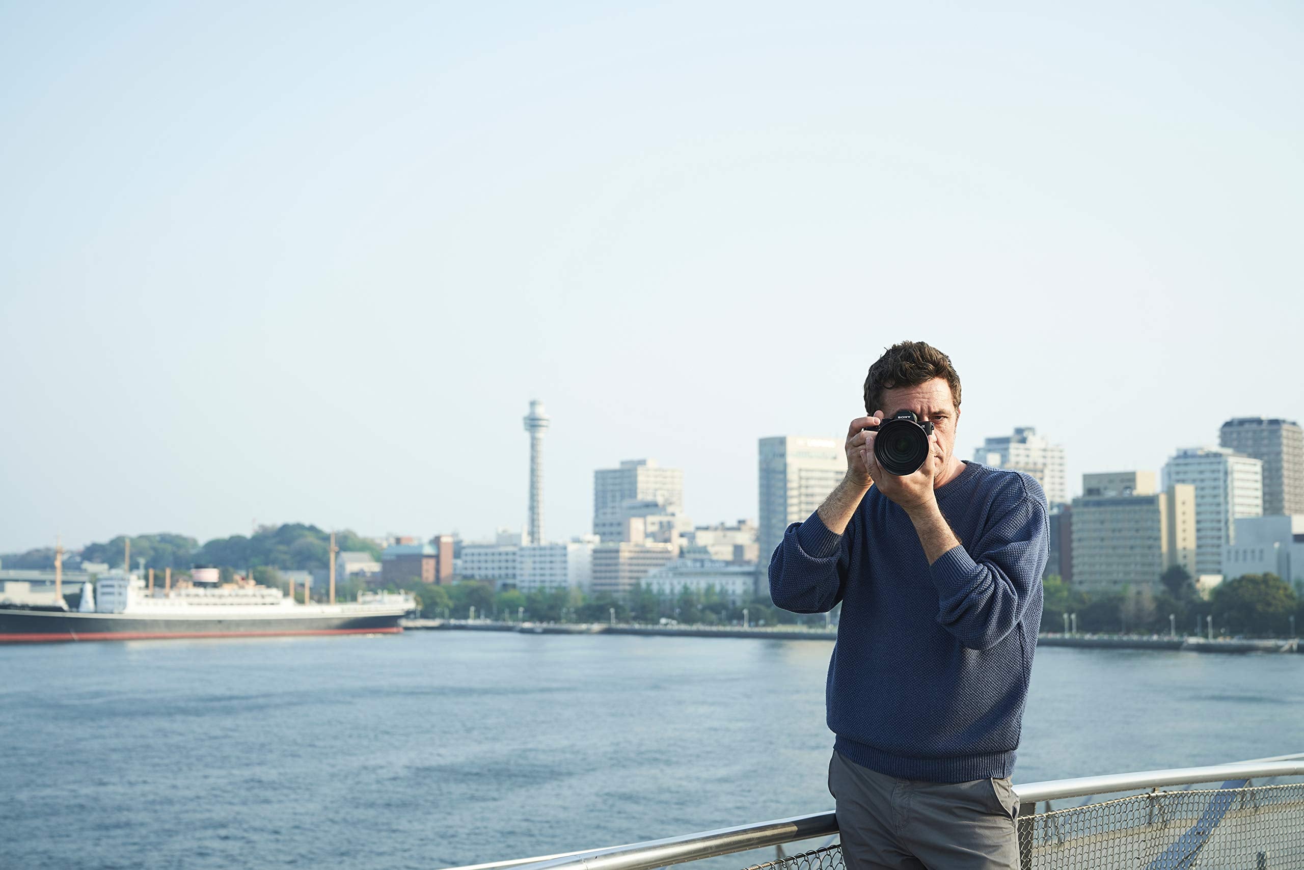 Sony A7R Iii Mirrorless Camera: 42.4Mp Full Frame High Resolution Interchangeable Lens Digital Camera With Front End Lsi Image P