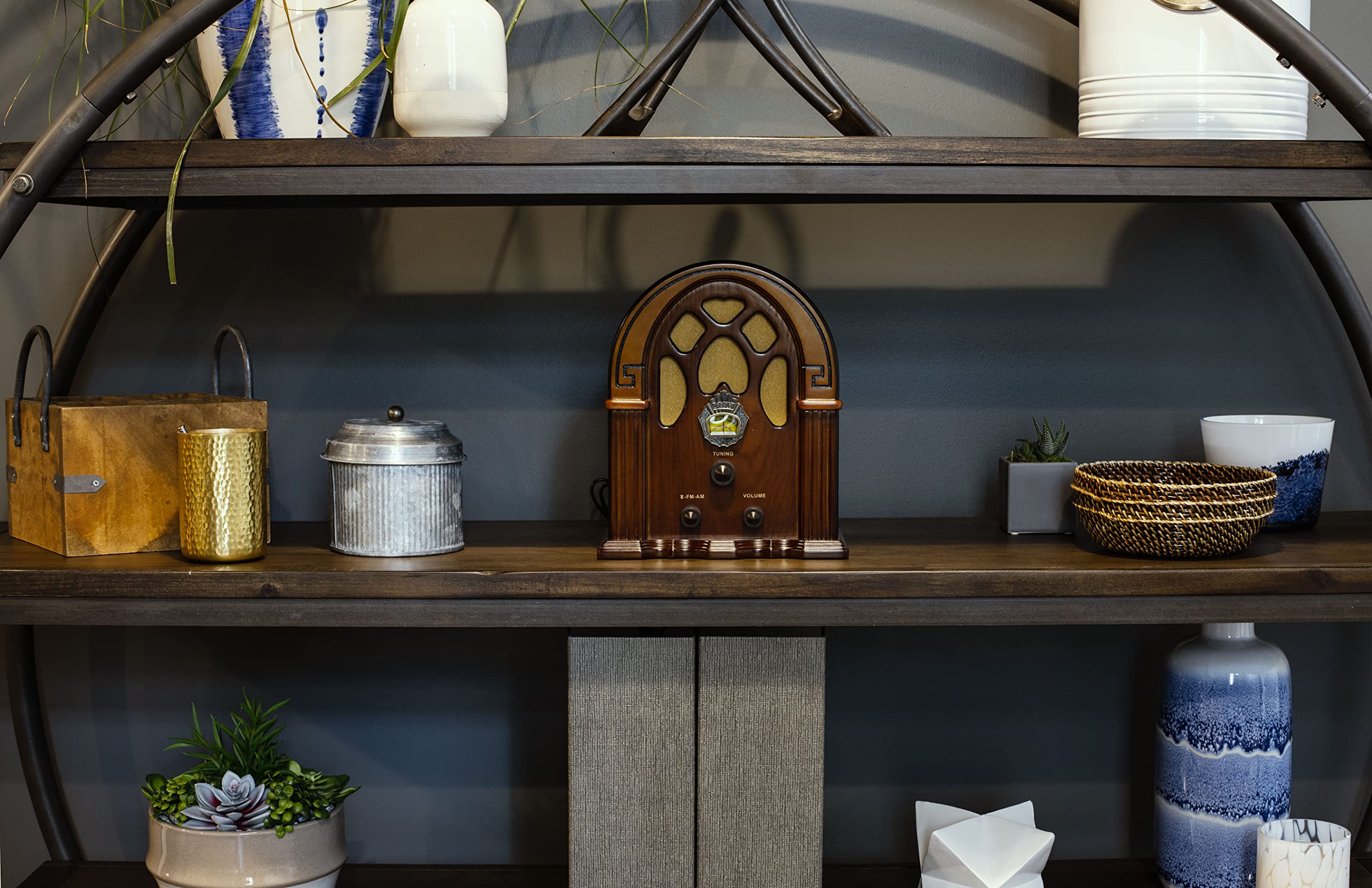 Crosley Cr31D Wa Companion Retro Am/Fm Tabletop Radio With Bluetooth Receiver, Walnut