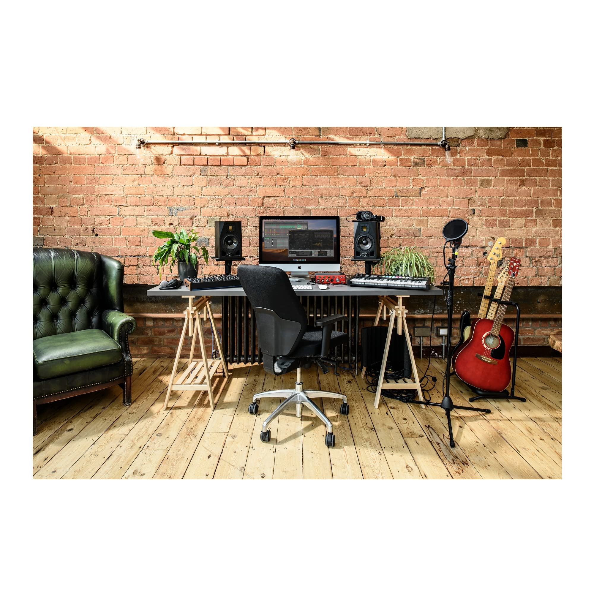 Focusrite Clarett+ 4Pre Usb Studio-Grade Audio Interface For Music Makers - Four Low-Noise, Low-Distortion Mic Preamps Providing