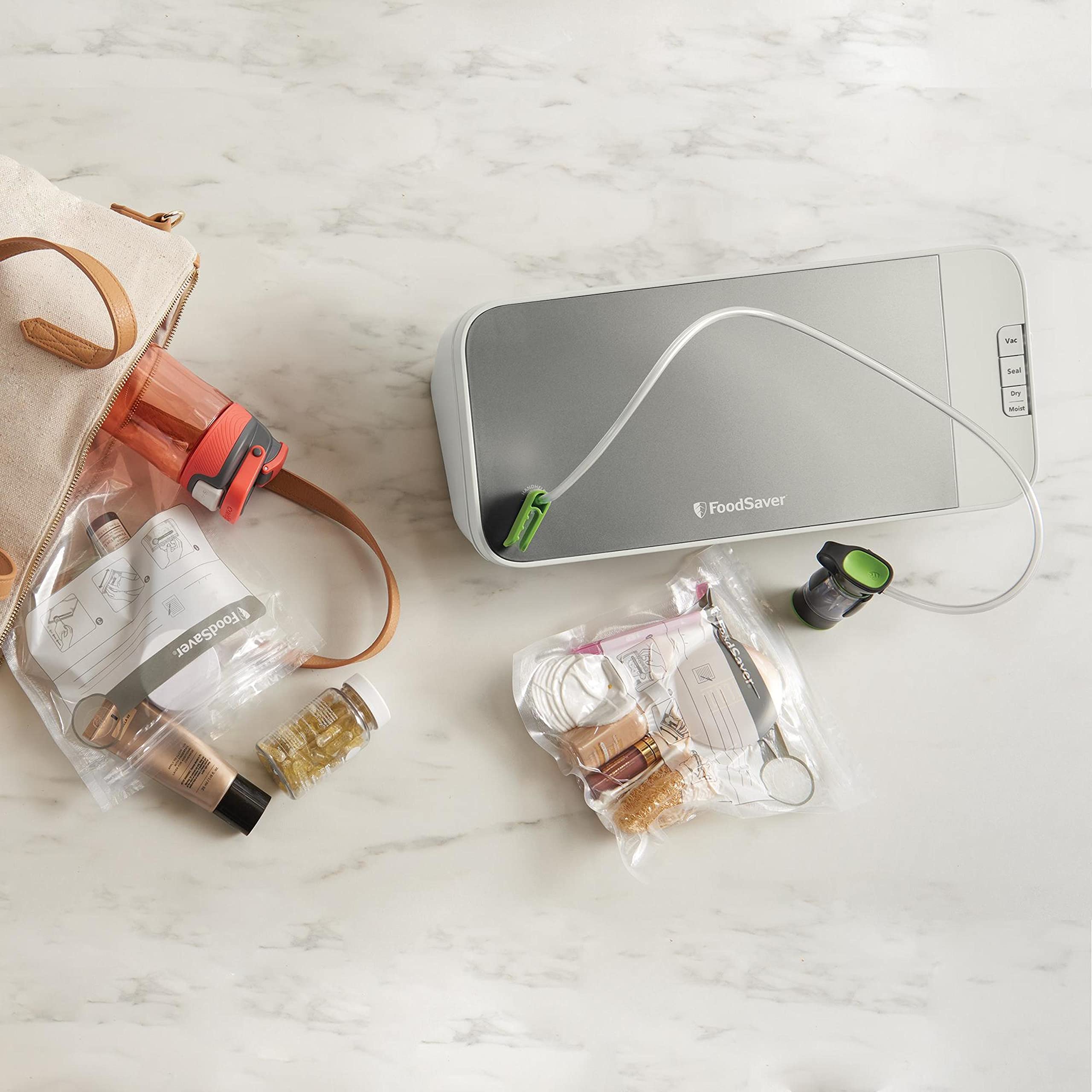 Foodsaver Vs2150 Vacuum Sealing System, Food Vacuum Sealer, White/Silver