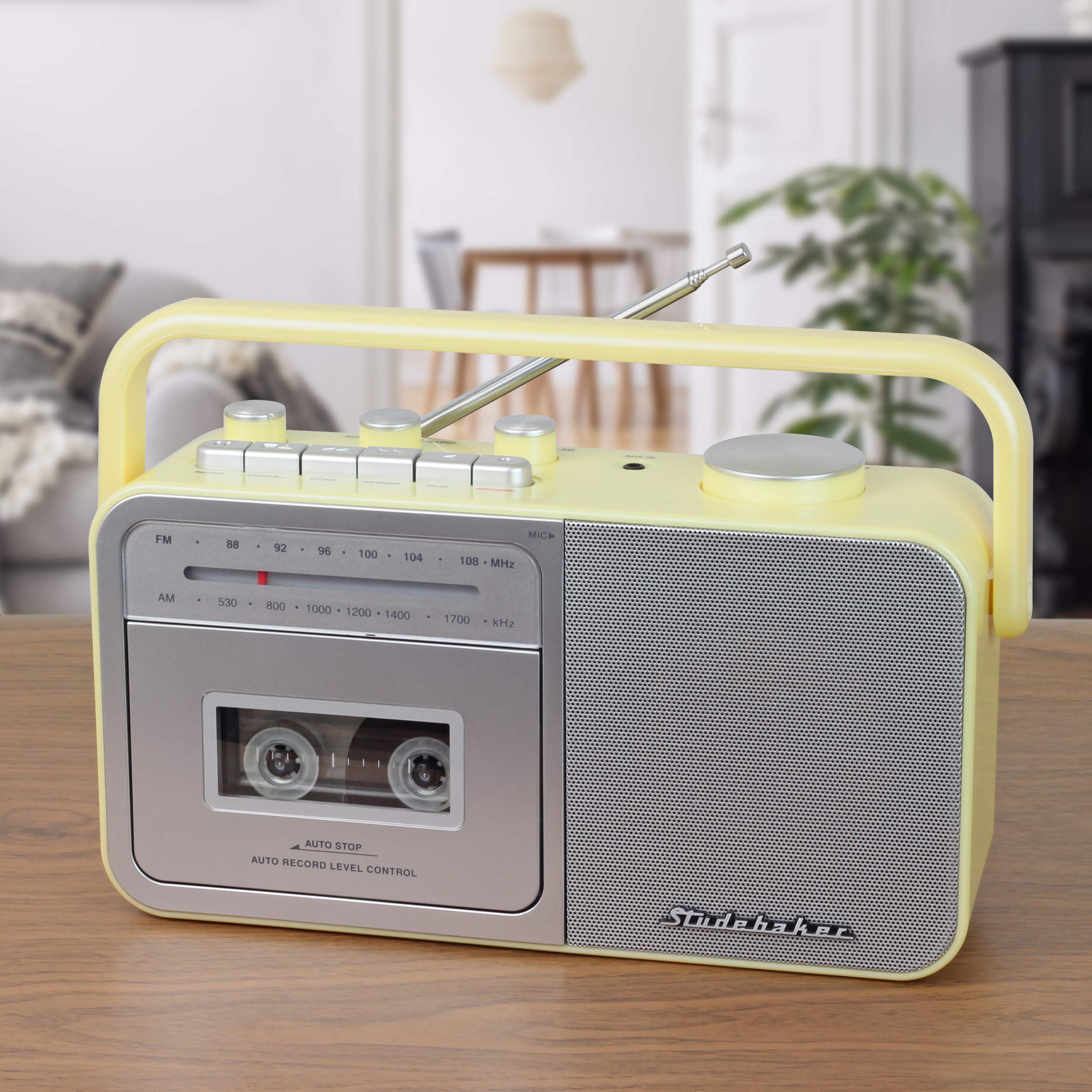 Studebaker Sb2130Cs Portable Cassette Player/Recorder With Am/Fm Radio (Cream/Silver)