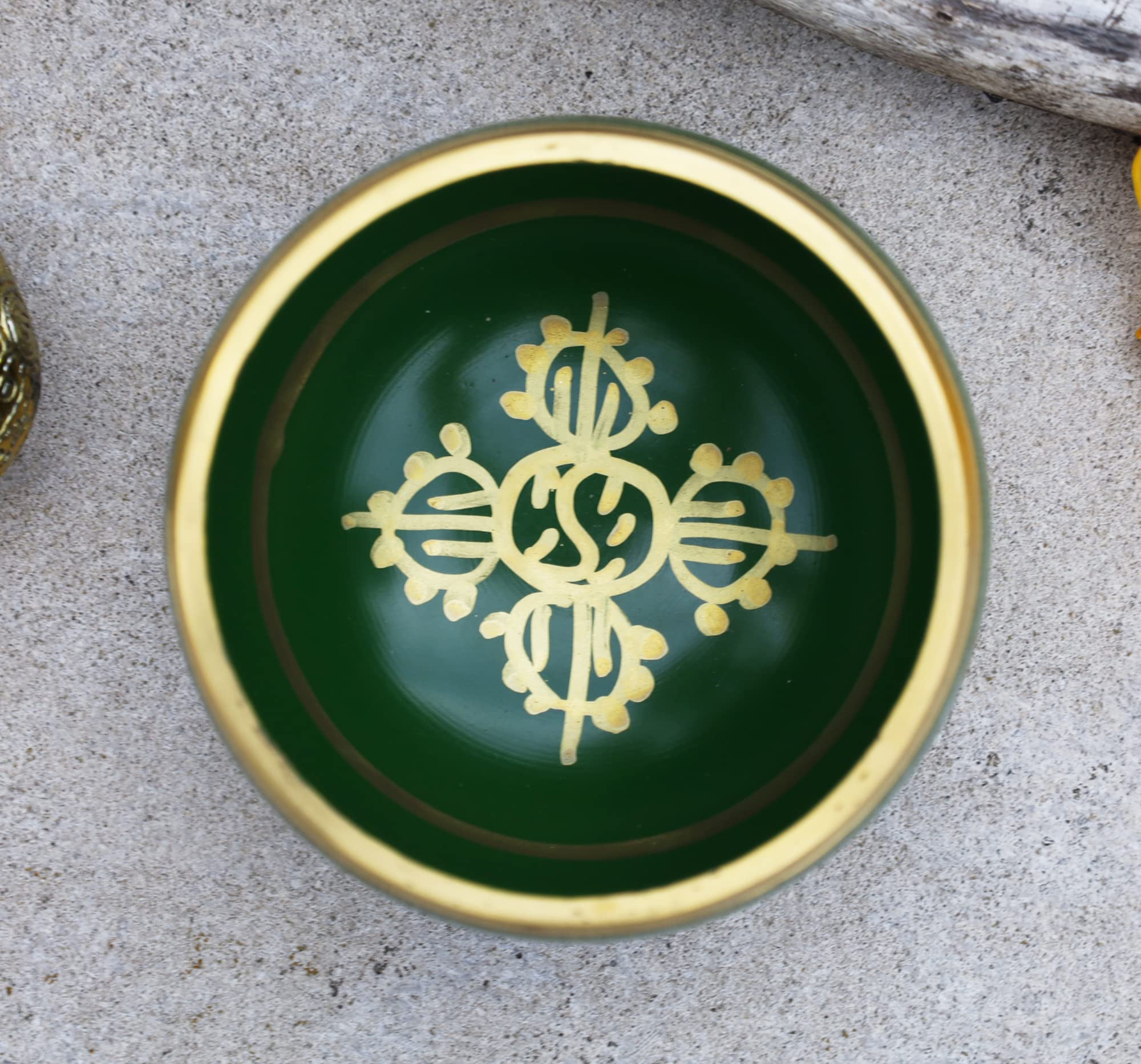 Dharmaobjects Tibetan Meditation Om Mani Singing Bowl/Cushion/Mallet (Green)