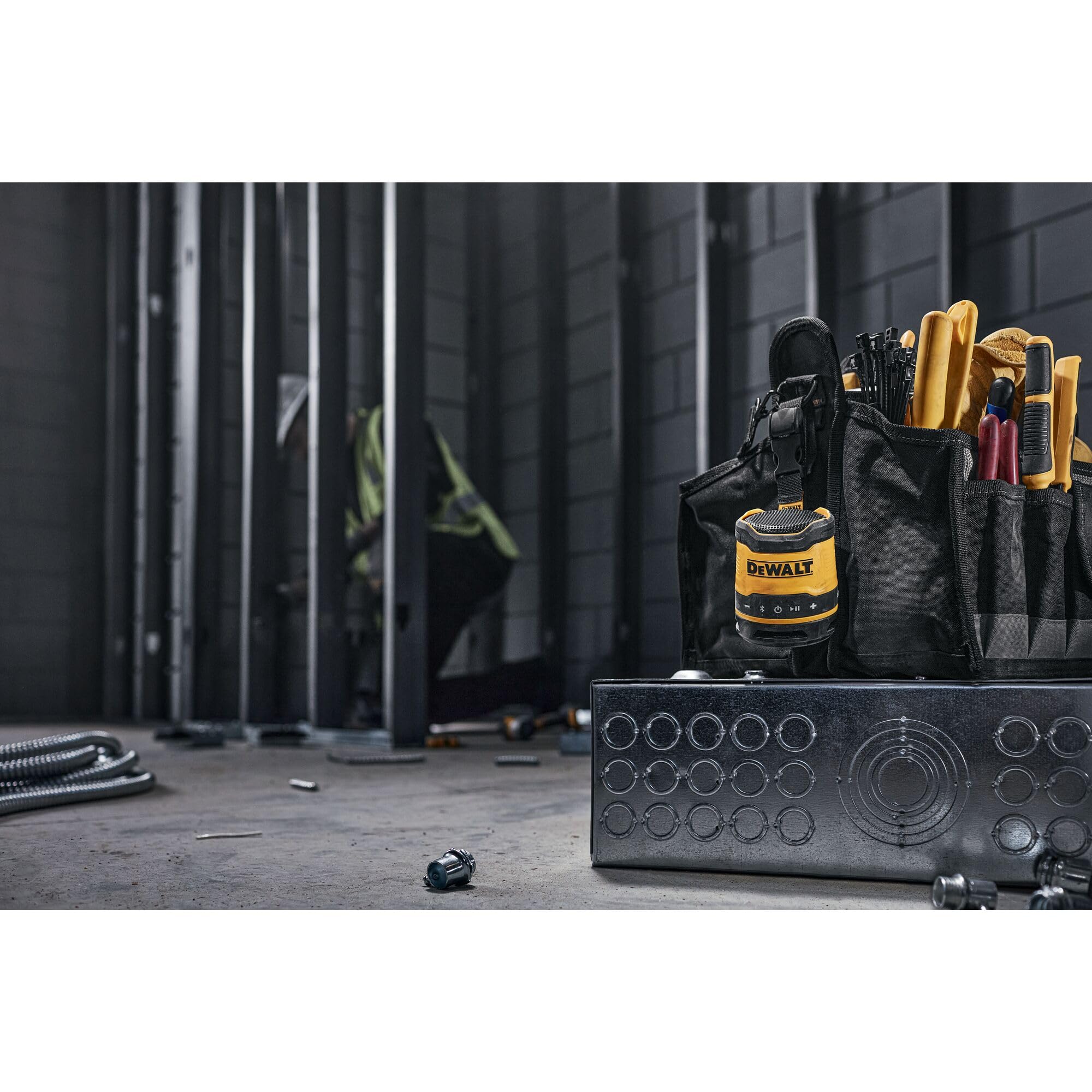 Dewalt Bluetooth Speaker, Usb C Rechargeable, Jobsite (Dcr008)