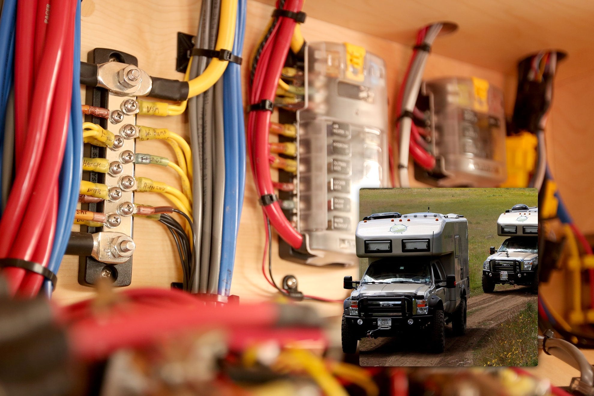 Blue Sea Systems 2301 150 Amp Common Busbar With 10 Screws