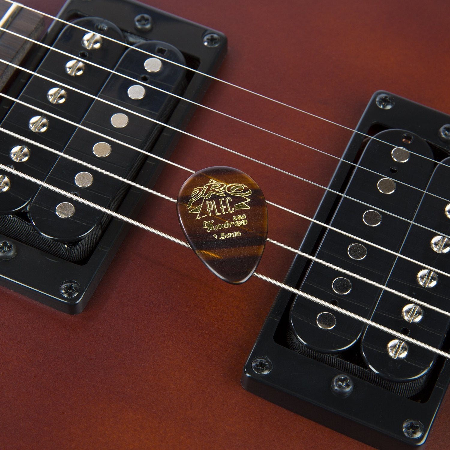 Dandrea Pro-354 Pro Plec, Small Round, Teardrop 12-Piece Shell, 1.5Mm