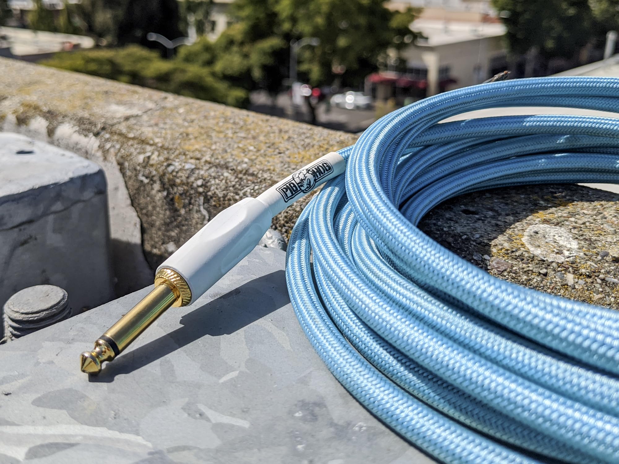Pig Hog ''Daphne Blue'' Woven Jacket Tour Grade Instrument Cable, 10-foot