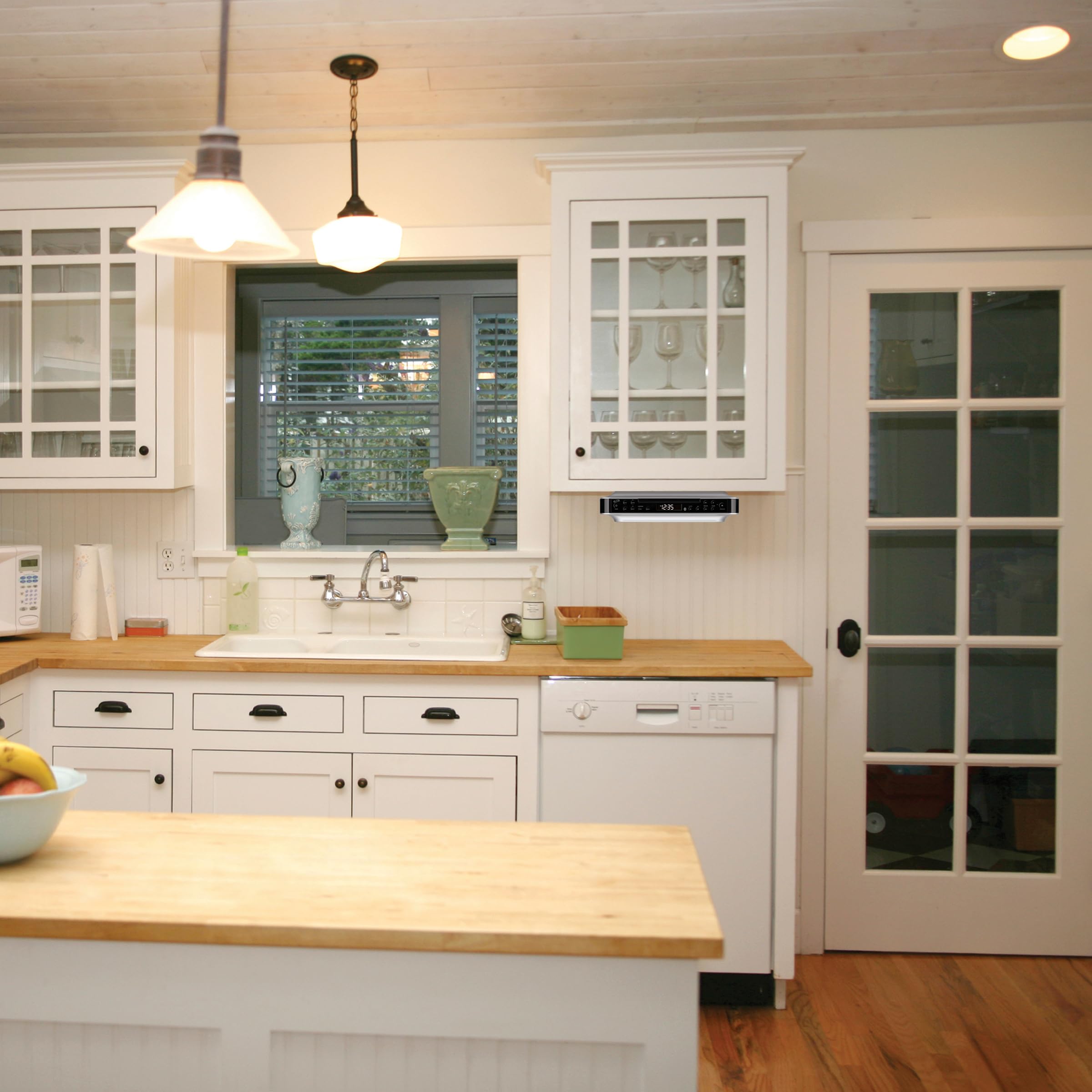 Ilive Ikbc384S Bluetooth Under The Cabinet Radio With Cd Player