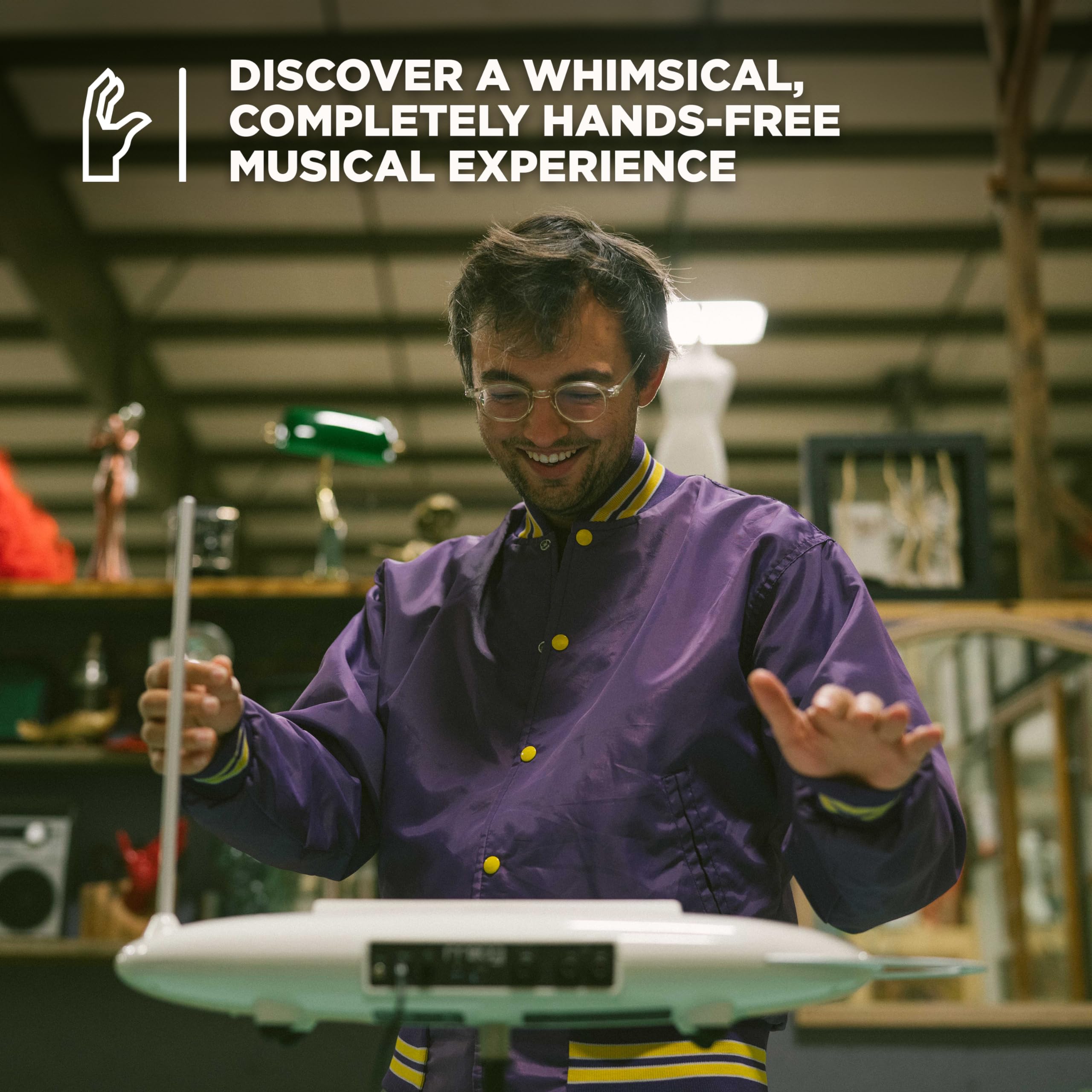 Moog Theremini   Theremin With Pitch Correction, Cv Out, Built In Tuner And Speaker, Animoog Synthesizer Sound Engine With 32 Pr