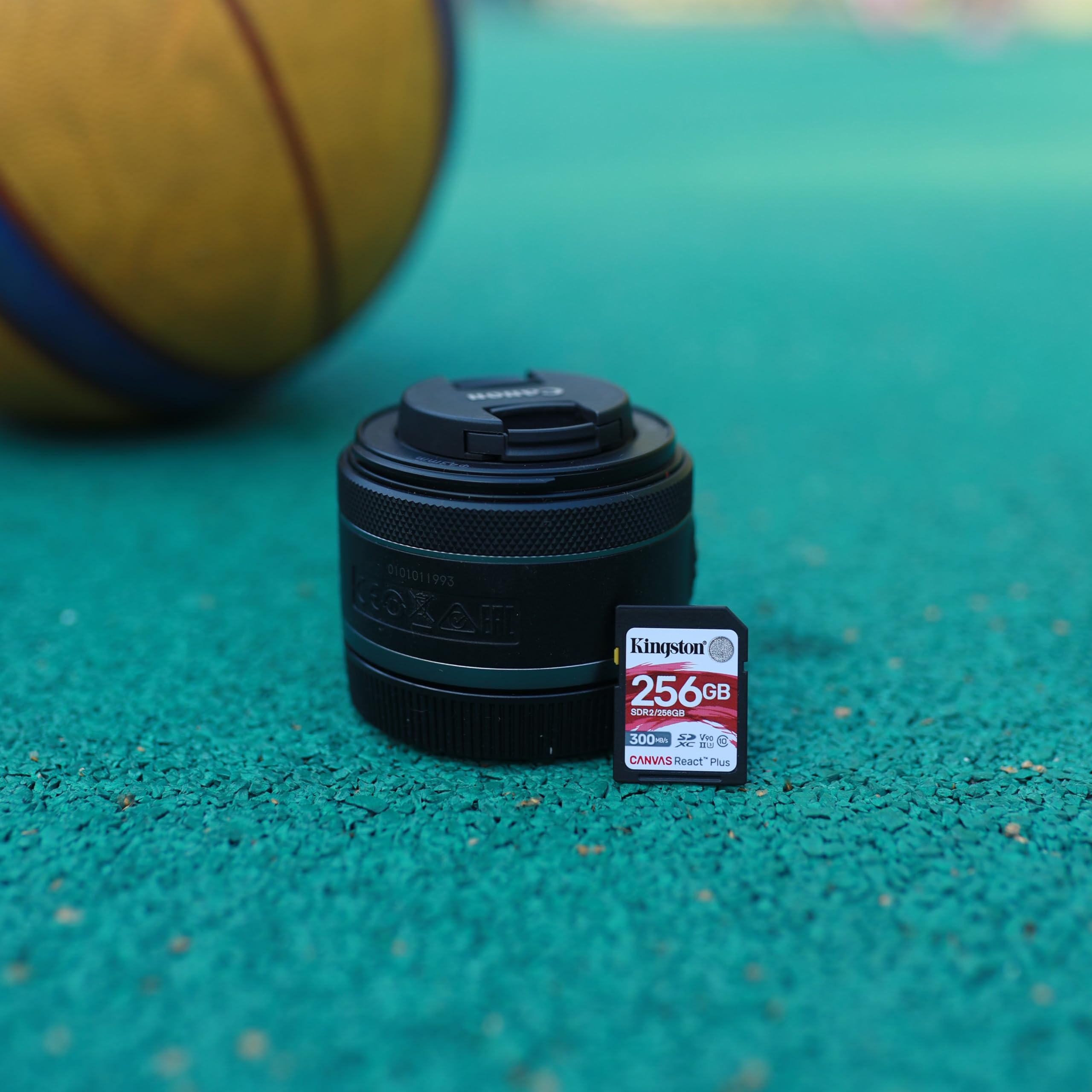 Kingston Canvas React Plus 64Gb Sd Card | Sdxc Uhs-Ii | 300R/260W U3 V90 | Full Hd/4K/8K | Sdr2/64Gb