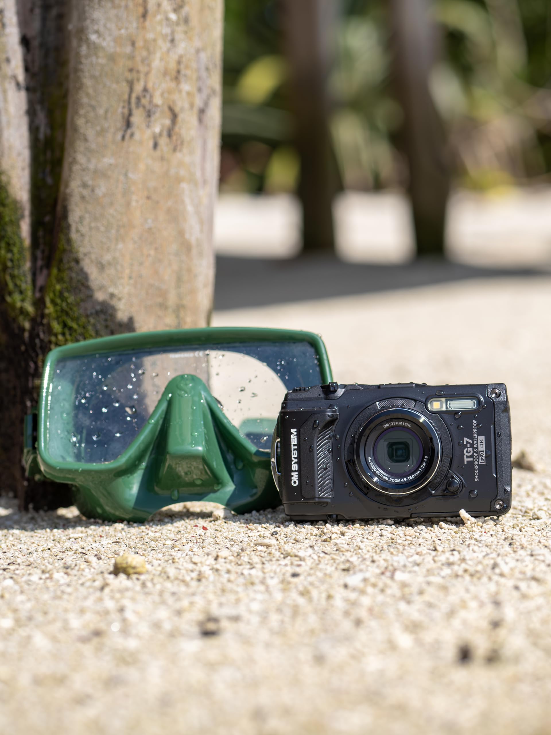 Om System Tough Tg 7 Black Underwater Camera, Waterproof, Freeze Proof, High Resolution Bright, 4K Video 44X Macro Shooting (Suc