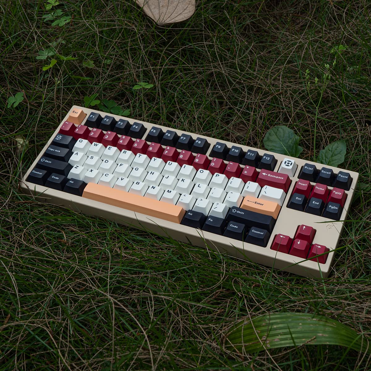 Mintcaps Pbt Black White Keycaps Cherry Profile Keycap Set 129 Keys Dye Sub Custom Keyboard Keycaps For 61 64 68 84 87 96 104 Ch