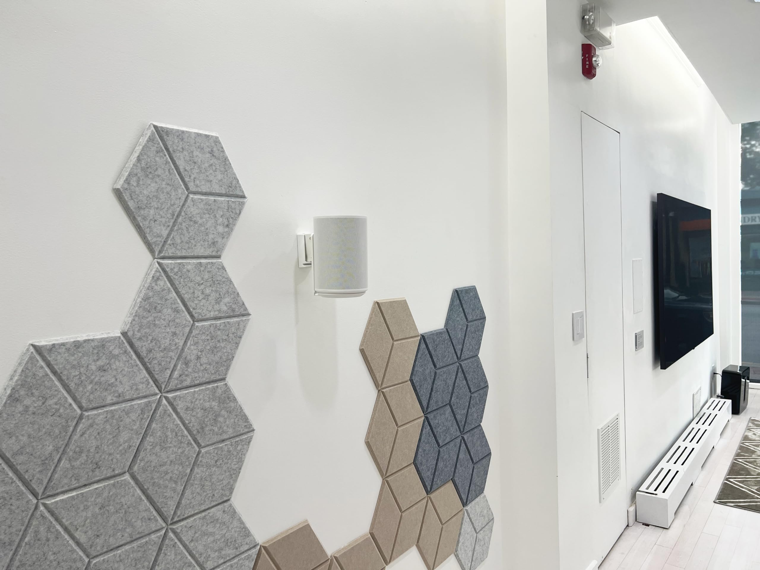 Ynvision.Design Adjustable Wall Mount Compatible With Sonos Era 100 Speaker   White 2 Pack