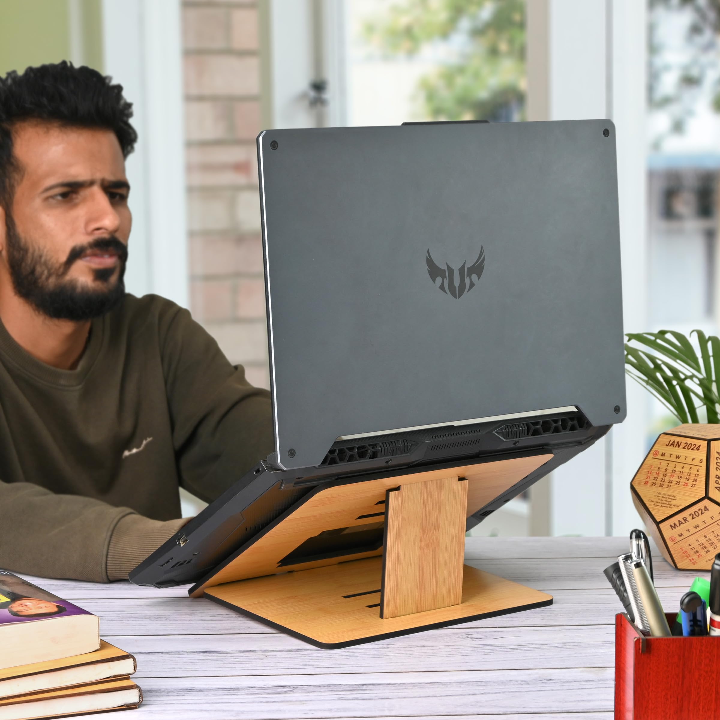 Gkd Portable Laptop Stand Compatible With Macbook Apple Dell Xps Hp Lenovo Asus Premium Laptop Stand Wooden For Desk Ergonomic S