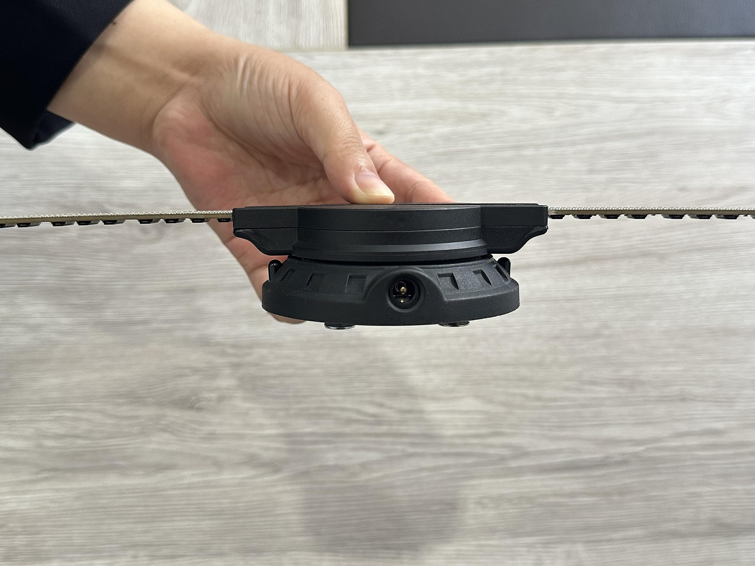 Giwox Upgrade 3D Hologram Advertising Display Fan 16.5 Inch, 640 P Hi Resolution And Wifi Added   Led Light 3D Holographic Proje