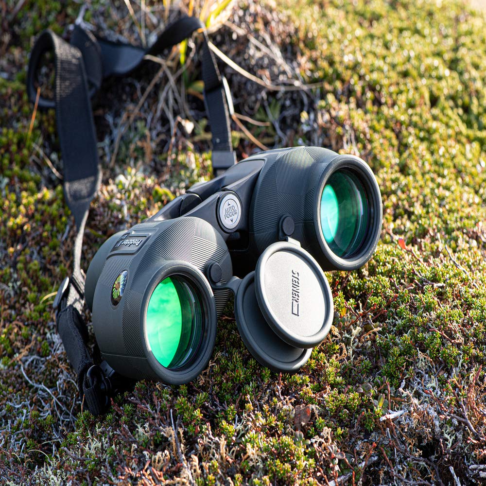Steiner Predator Series Hunting Binoculars, 8X30 Auto Focus