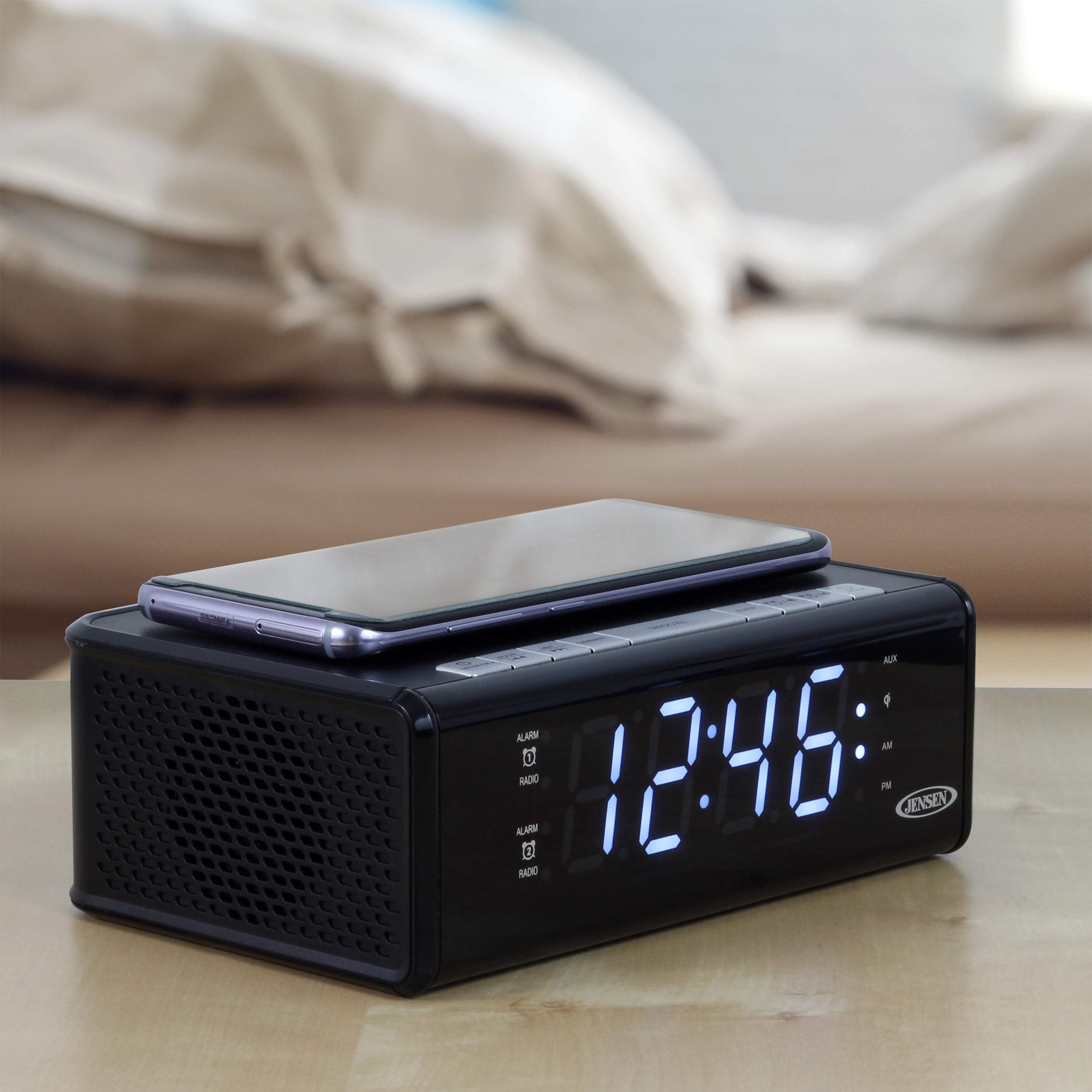 Jensen Qicr-200 Dual Alarm Clock Radio With Qi Charging, White, 9.40In. X 5.00In. X 3.00In.