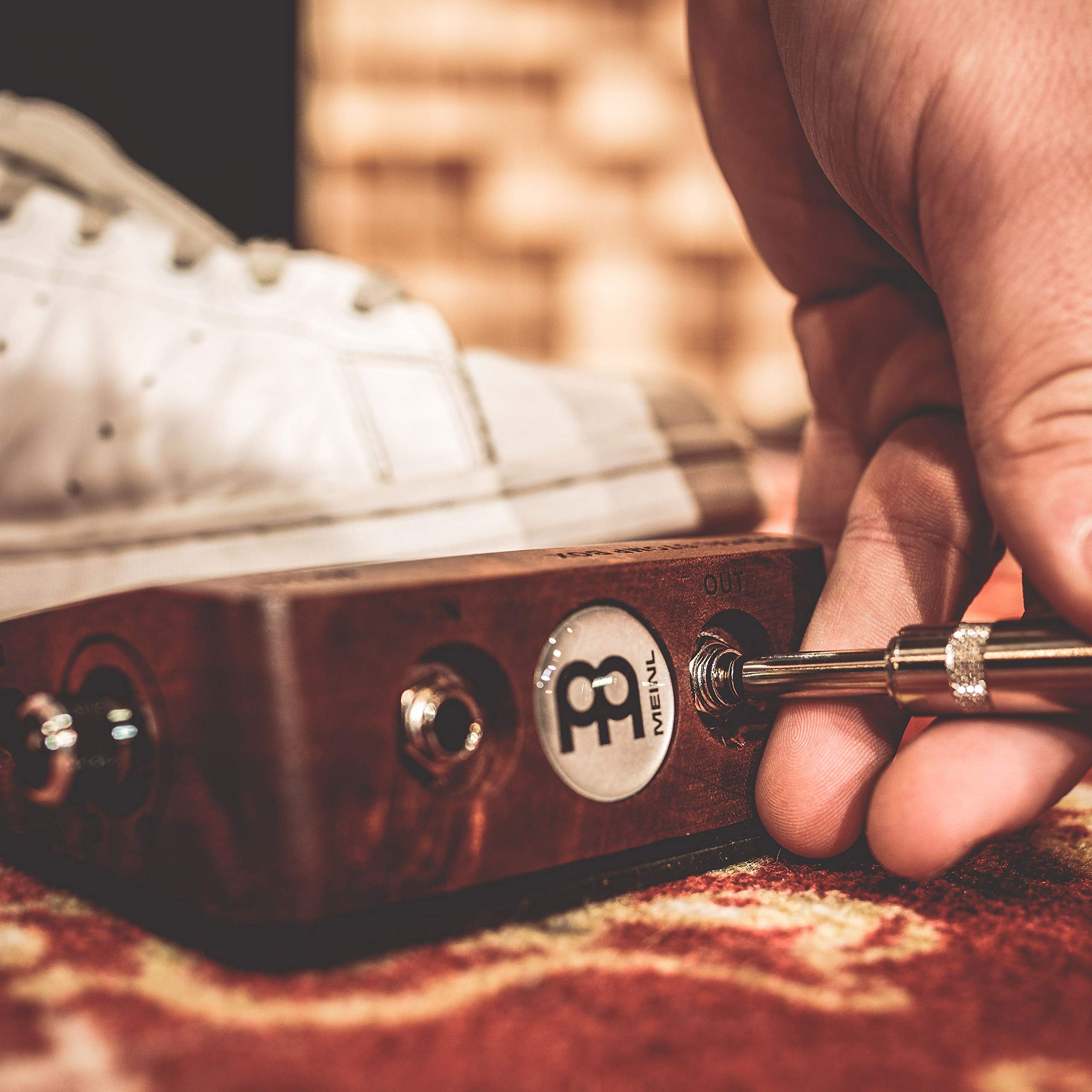 Meinl Percussion Analog Stomp Box For Multi Instrumentalists With Passive Piezo Pickup � Create Rhythmic Patterns � Features Mahogany Body And Quarter Inch Input/Output Jacks, Brown (Mps1)