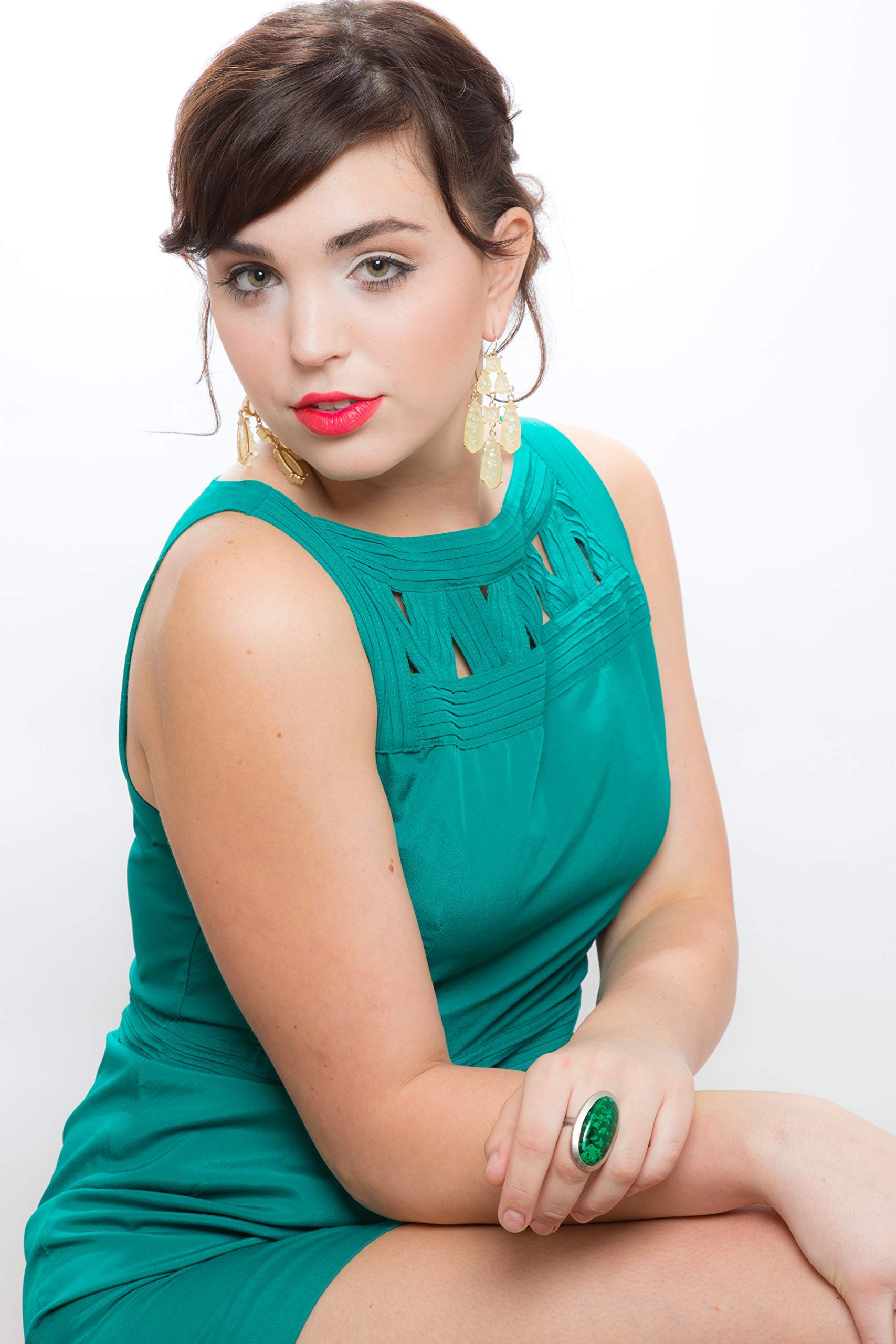 Savage Seamless Background Paper   #1 Super White (107 In X 36 Ft)