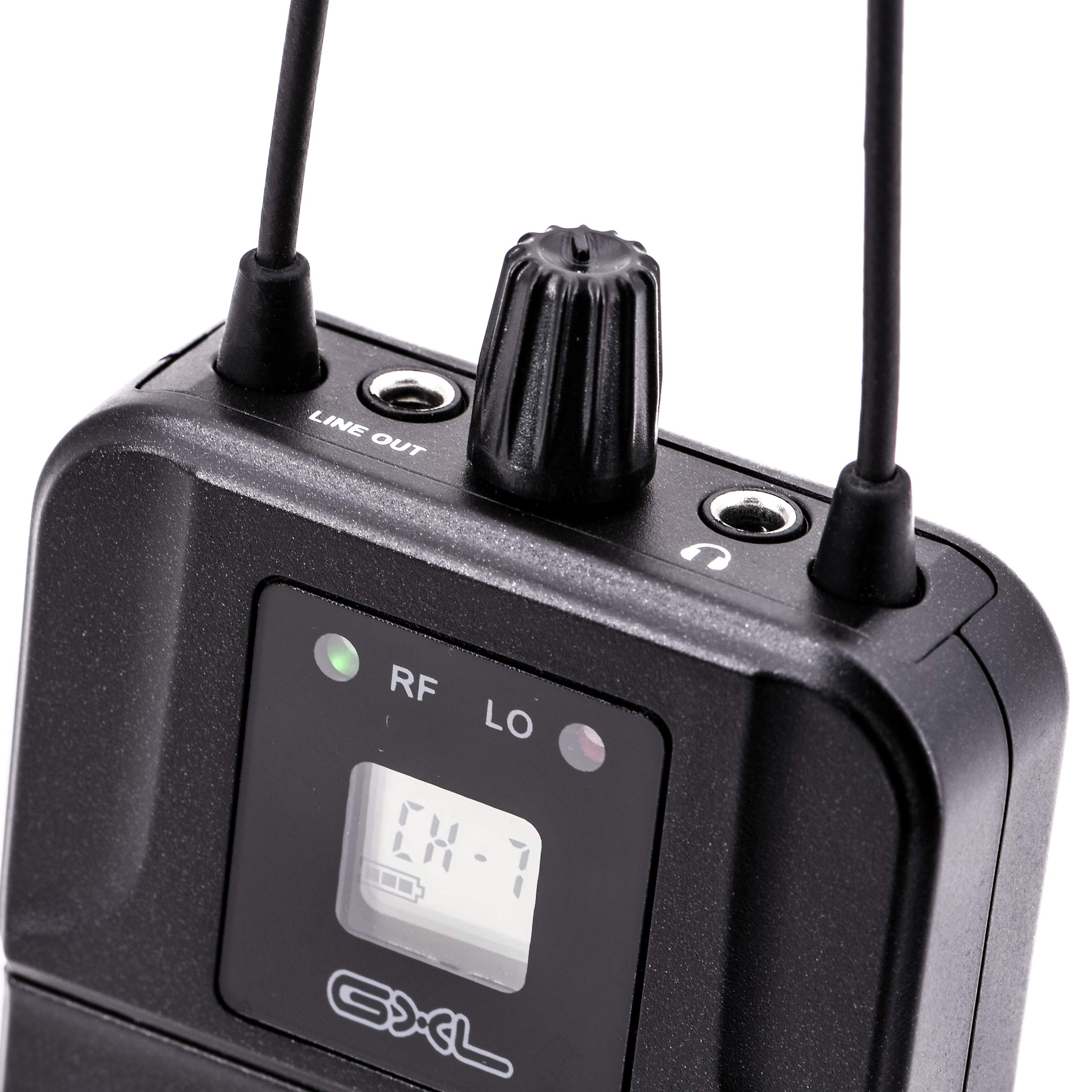 Cad Audio Gxliem4 Frequency Agile Wireless In Ear Monitor System  Four Discrete Mixes   Includes 4 Meb1 Earbuds, 4 Bodypack Receivers, Rack Mount Ears And Antenna Relocation Kit ,Black