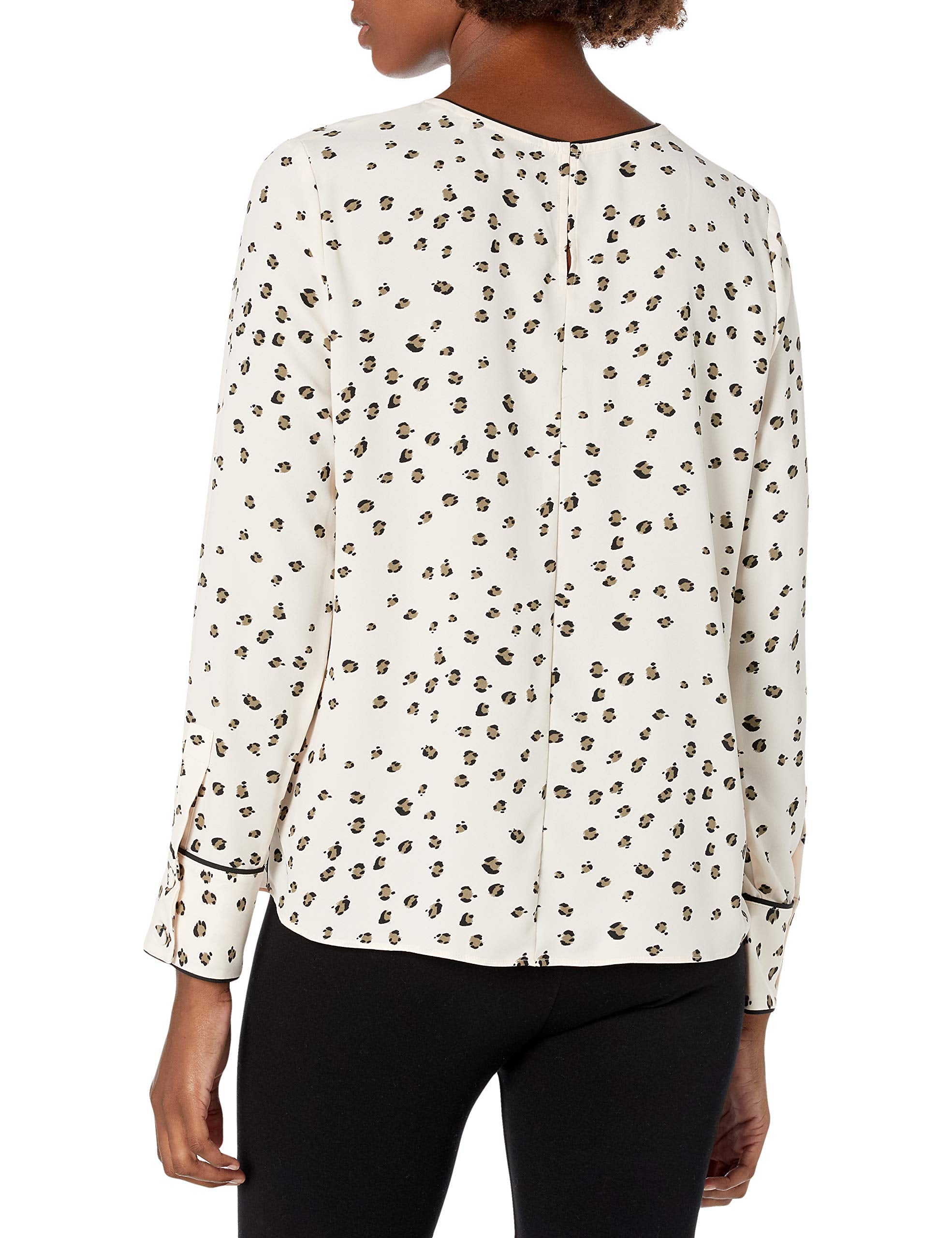 Apc Back Ups Es 8 Outlet 550Va 120V Half Load 13.5 Minutes 165 Watts Typical Backup Time