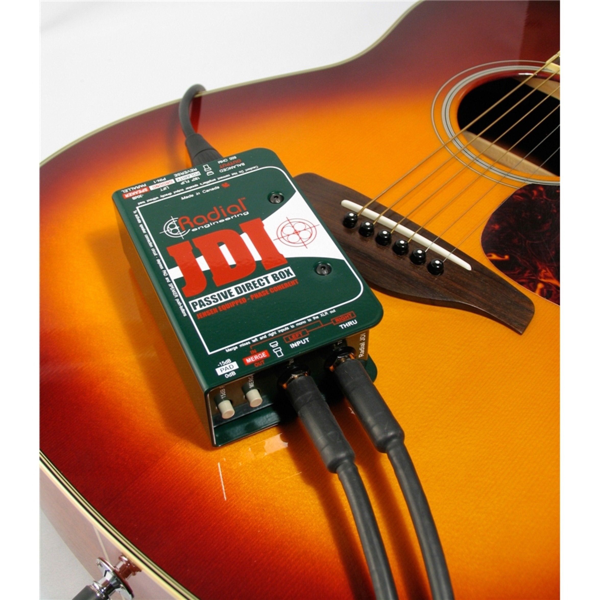 Radial Engineering R8001010Jdi Single Channel Passive Direct Box With Jensen Transformer